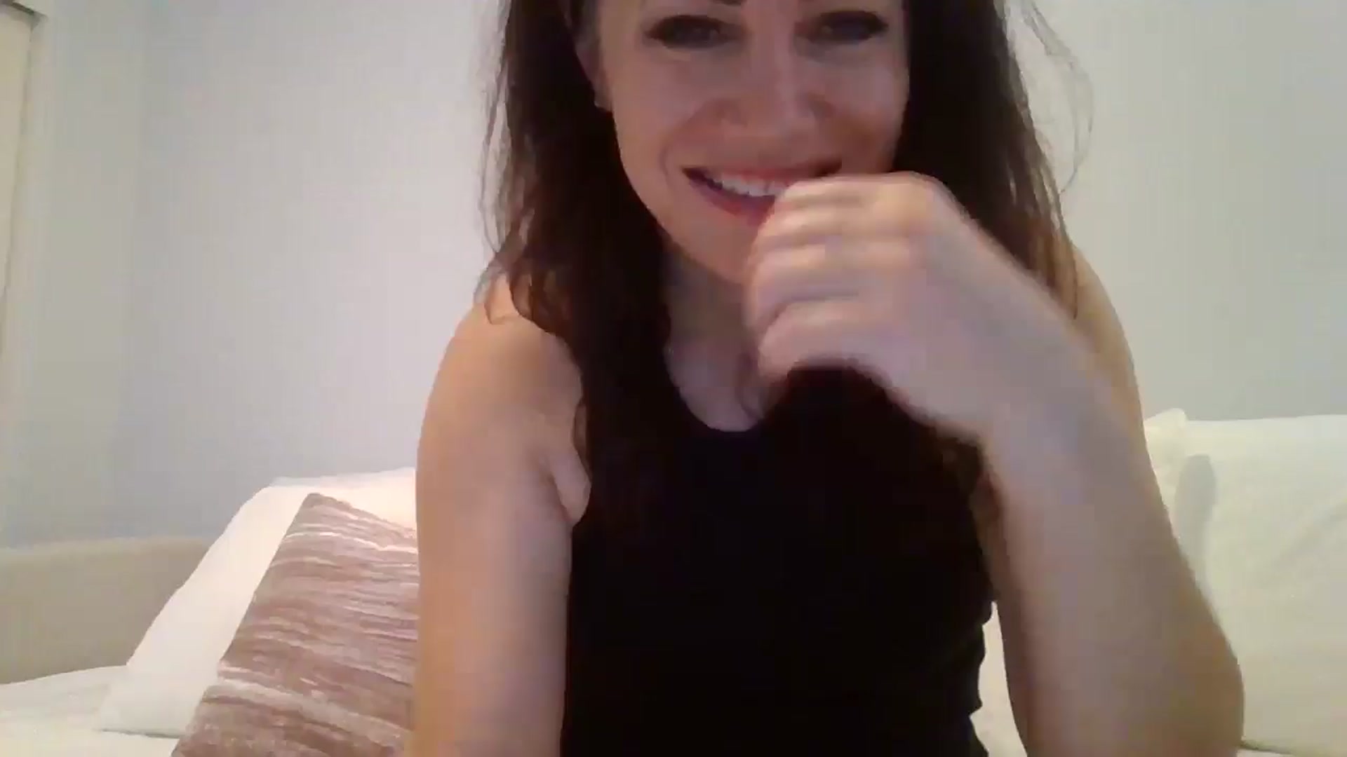 Gallery image thumbnail from LVDOLL's myfreecams stream on, 08/18/2025, 02:23 image 11 of 20