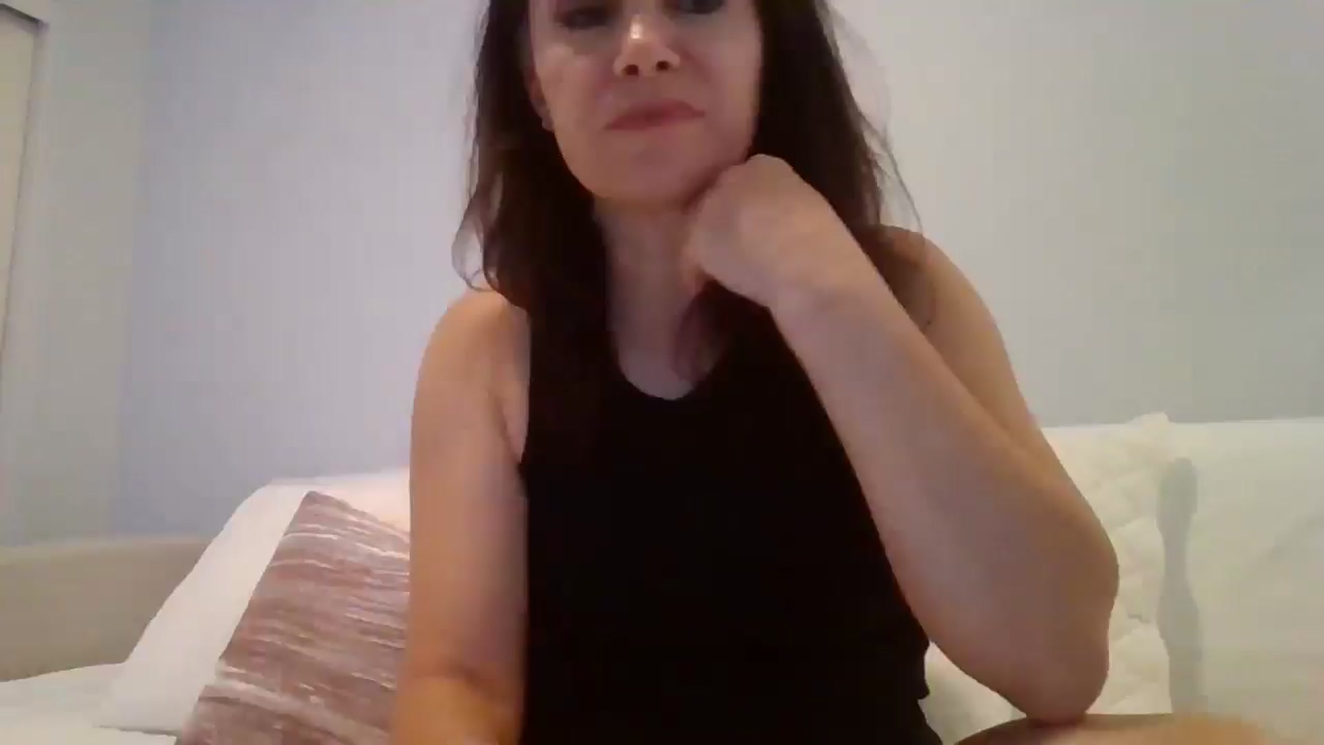 Gallery image thumbnail from LVDOLL's myfreecams stream on, 08/18/2025, 02:23 image 10 of 20