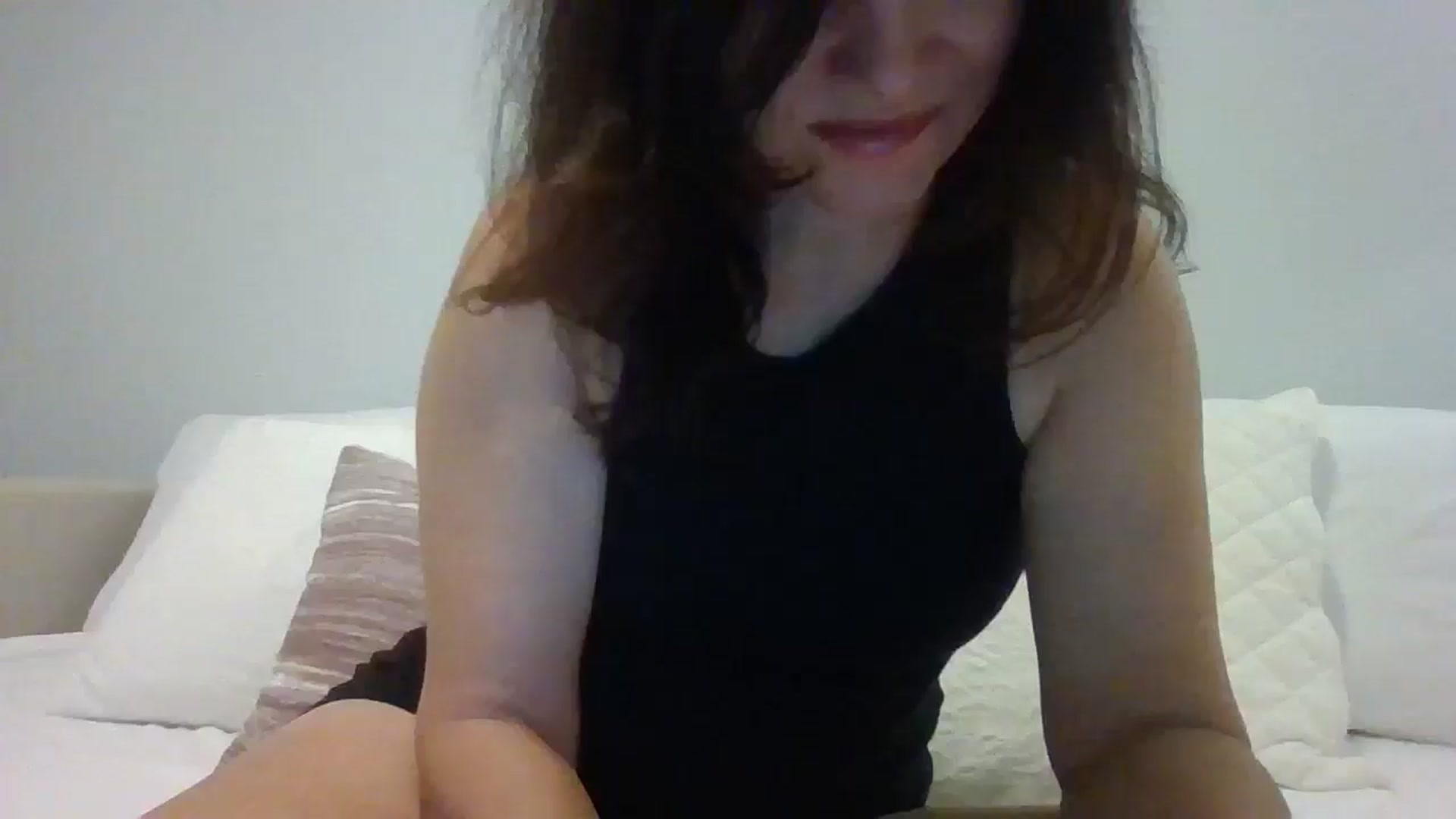 Gallery image thumbnail from LVDOLL's myfreecams stream on, 08/18/2025, 05:18 image 3 of 20