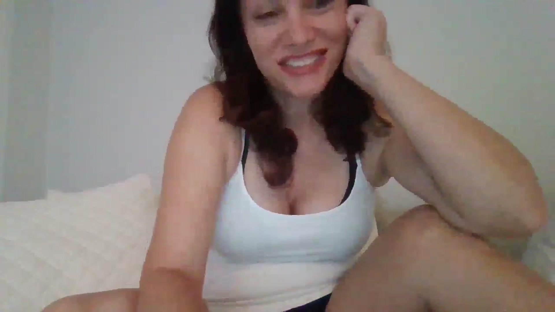 Gallery image thumbnail from LVDOLL's myfreecams stream on, 09/14/2025, 04:47 image 16 of 20