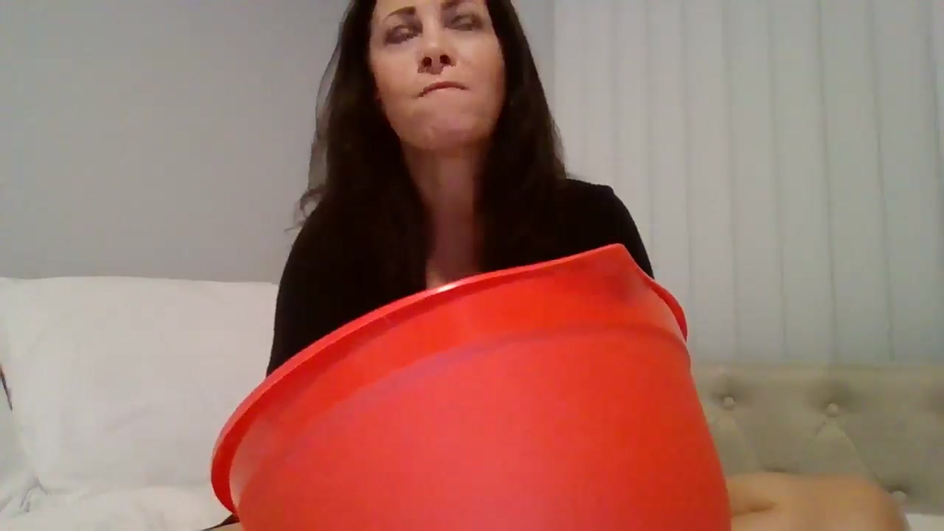 Gallery image thumbnail from LVDOLL's myfreecams stream on, 11/13/2025, 05:29 image 3 of 20