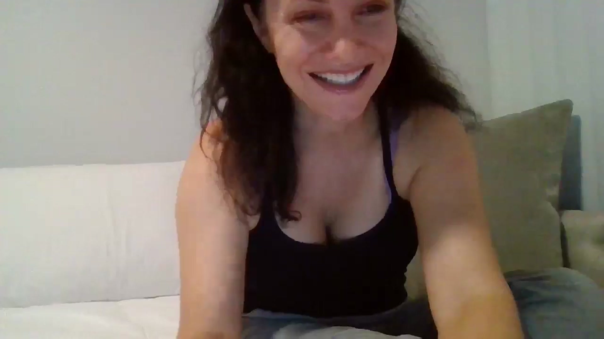 Gallery image thumbnail from LVDOLL's myfreecams stream on, 11/18/2025, 04:56 image 2 of 20
