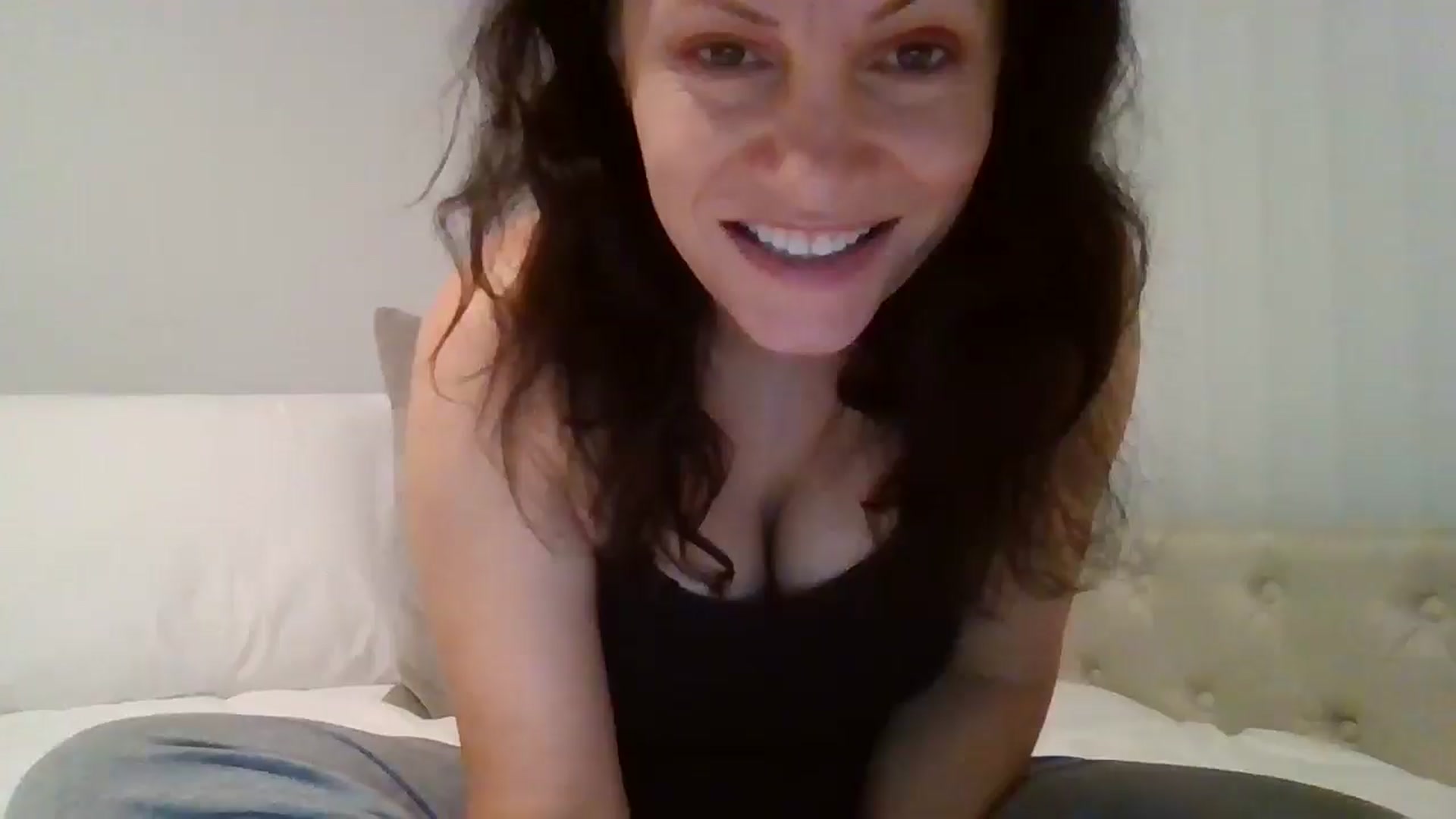 Gallery image thumbnail from LVDOLL's myfreecams stream on, 11/18/2025, 06:01 image 10 of 20