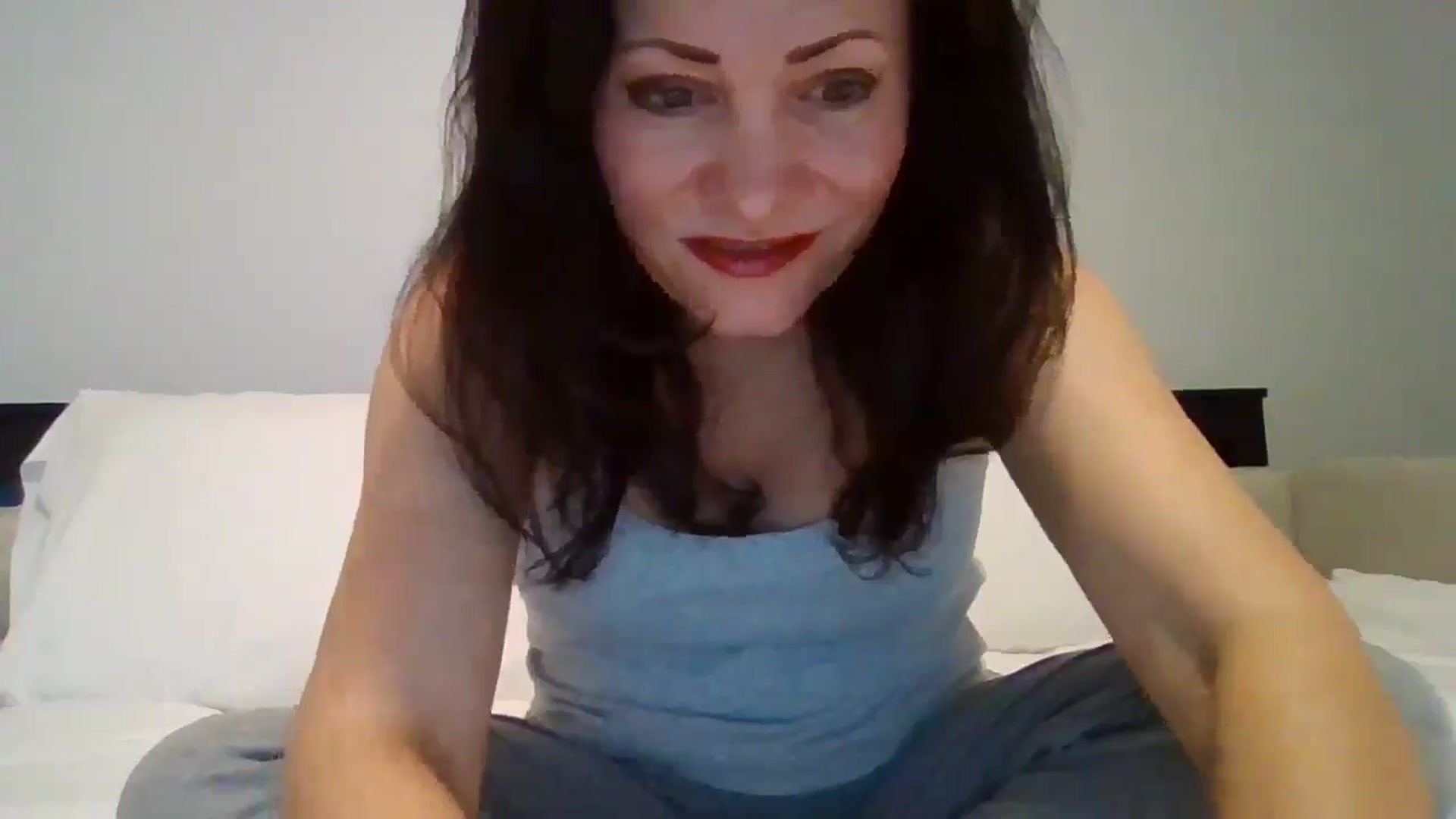 Gallery image thumbnail from LVDOLL's myfreecams stream on, 11/21/2025, 05:42 image 2 of 20