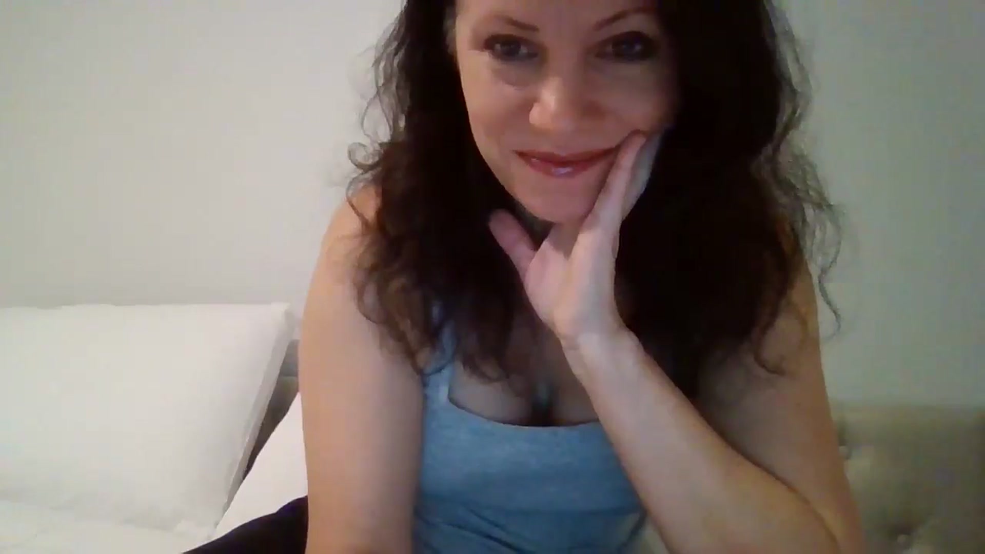Gallery image thumbnail from LVDOLL's myfreecams stream on, 11/26/2025, 06:47 image 10 of 20