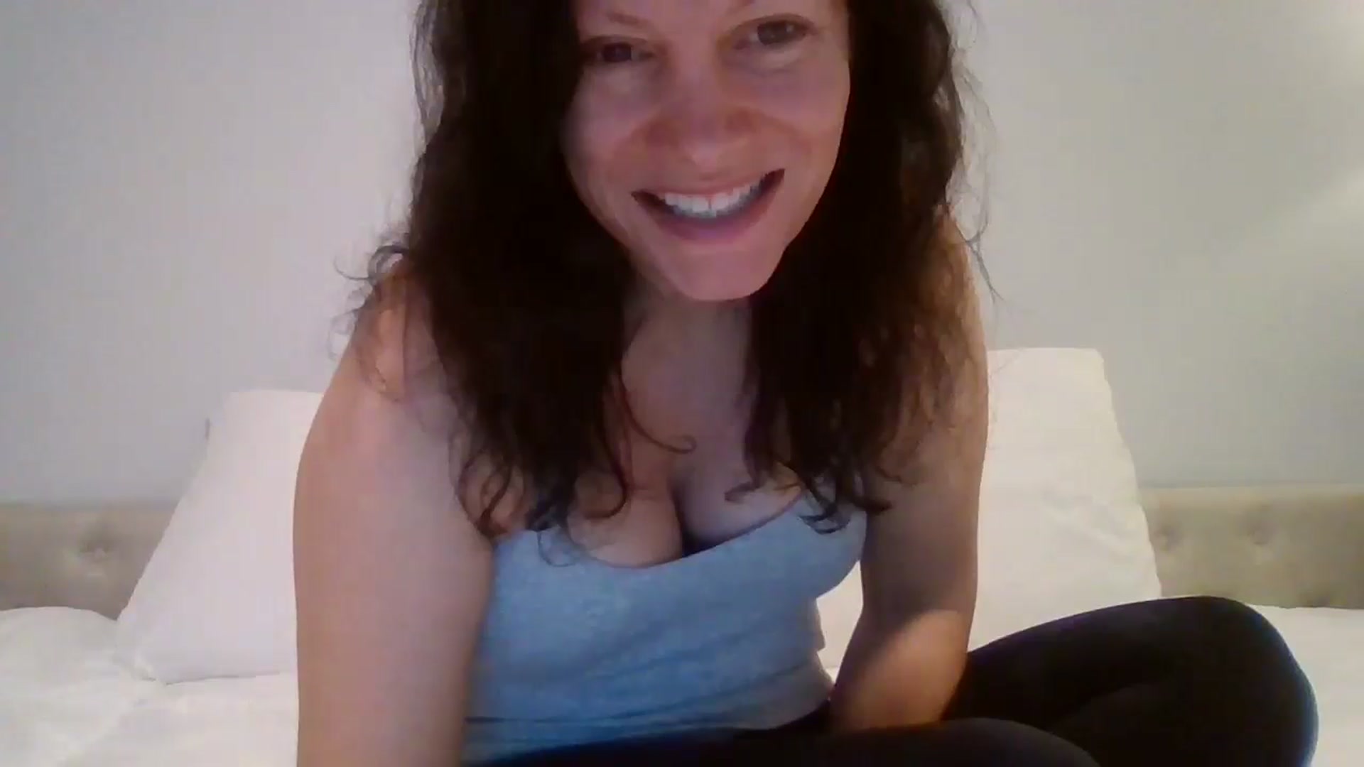 Gallery image thumbnail from LVDOLL's myfreecams stream on, 11/30/2025, 06:24 image 17 of 20