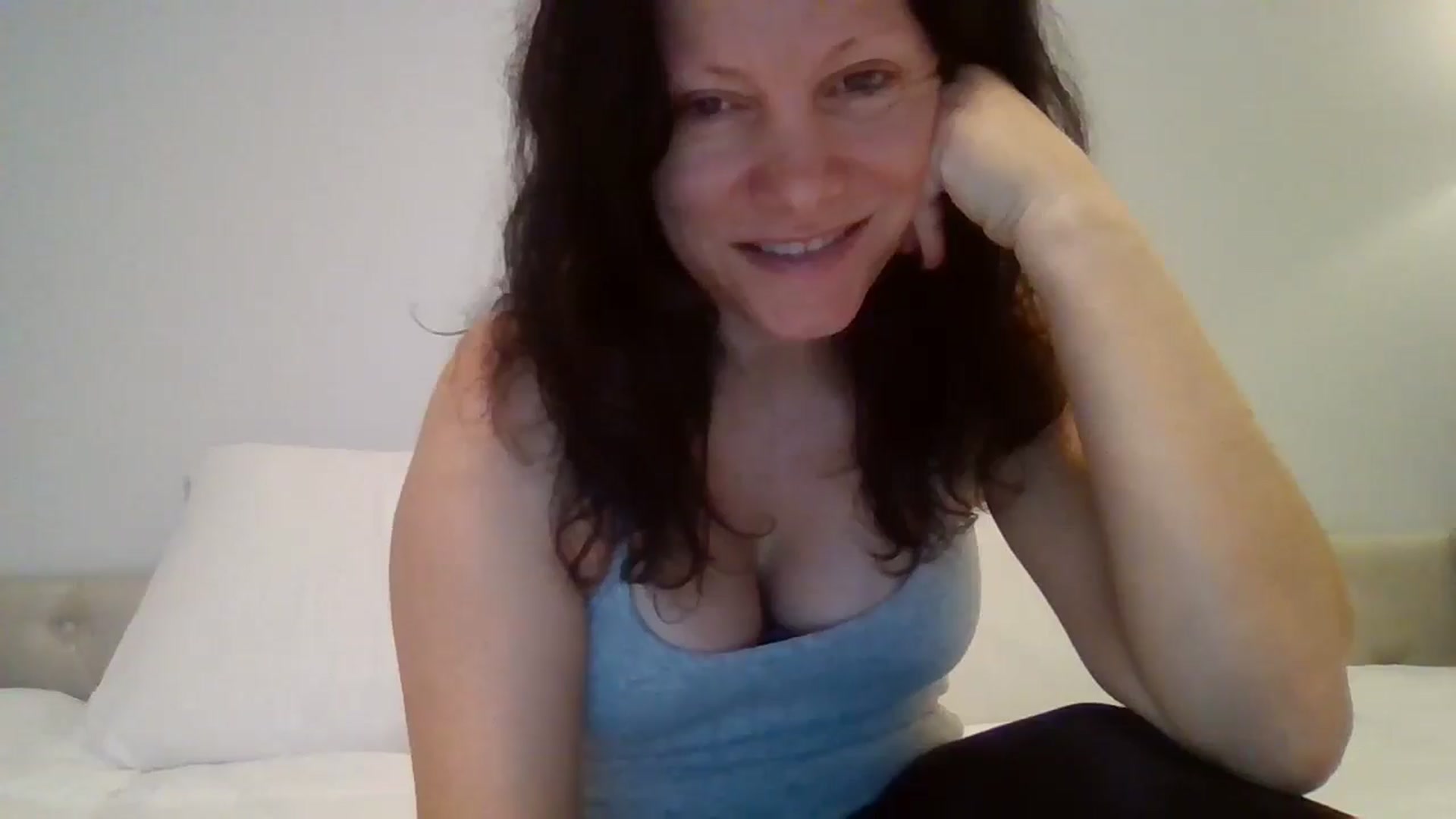 Gallery image thumbnail from LVDOLL's myfreecams stream on, 11/30/2025, 06:24 image 15 of 20