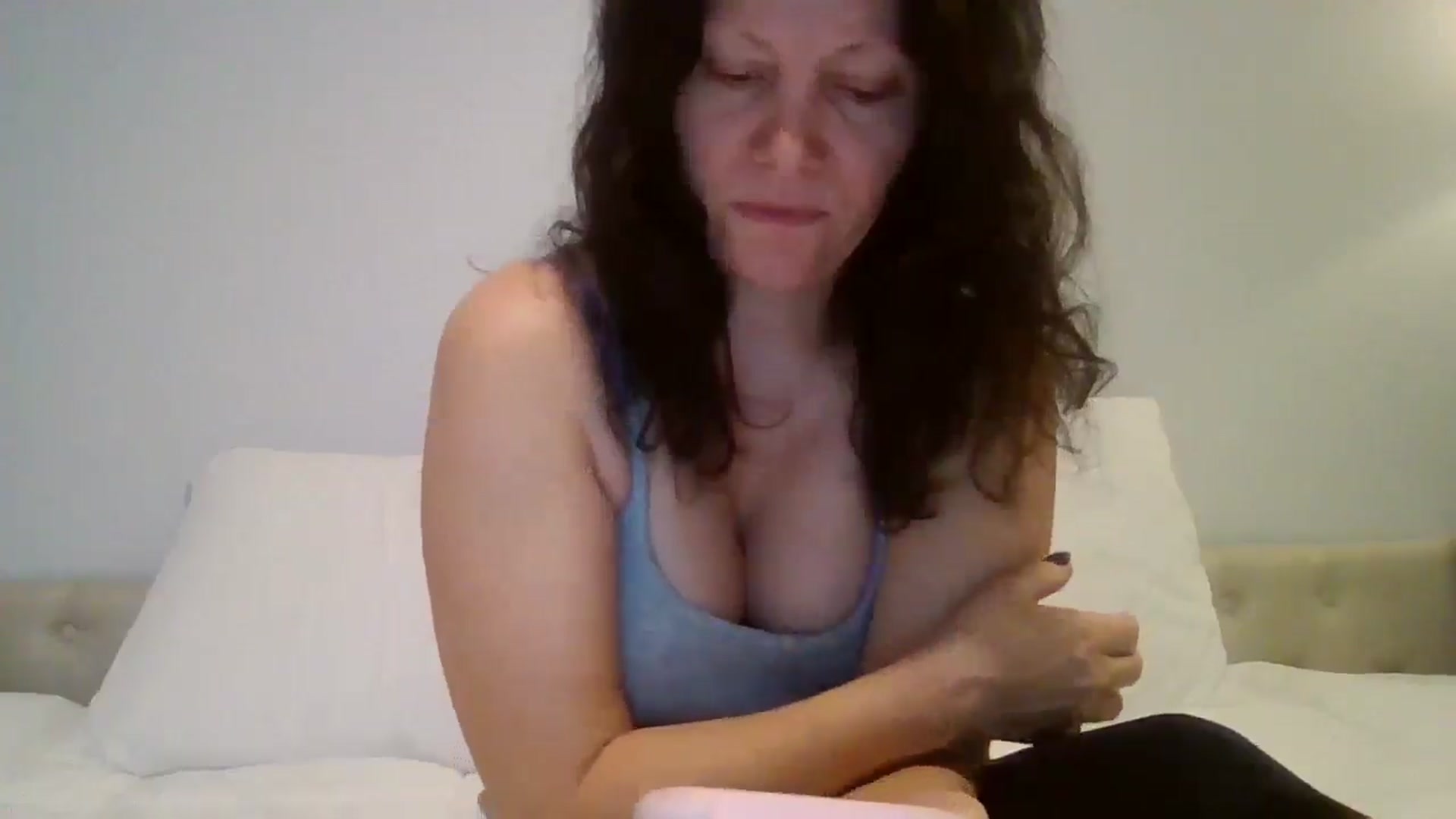 Gallery image thumbnail from LVDOLL's myfreecams stream on, 11/30/2025, 06:24 image 11 of 20