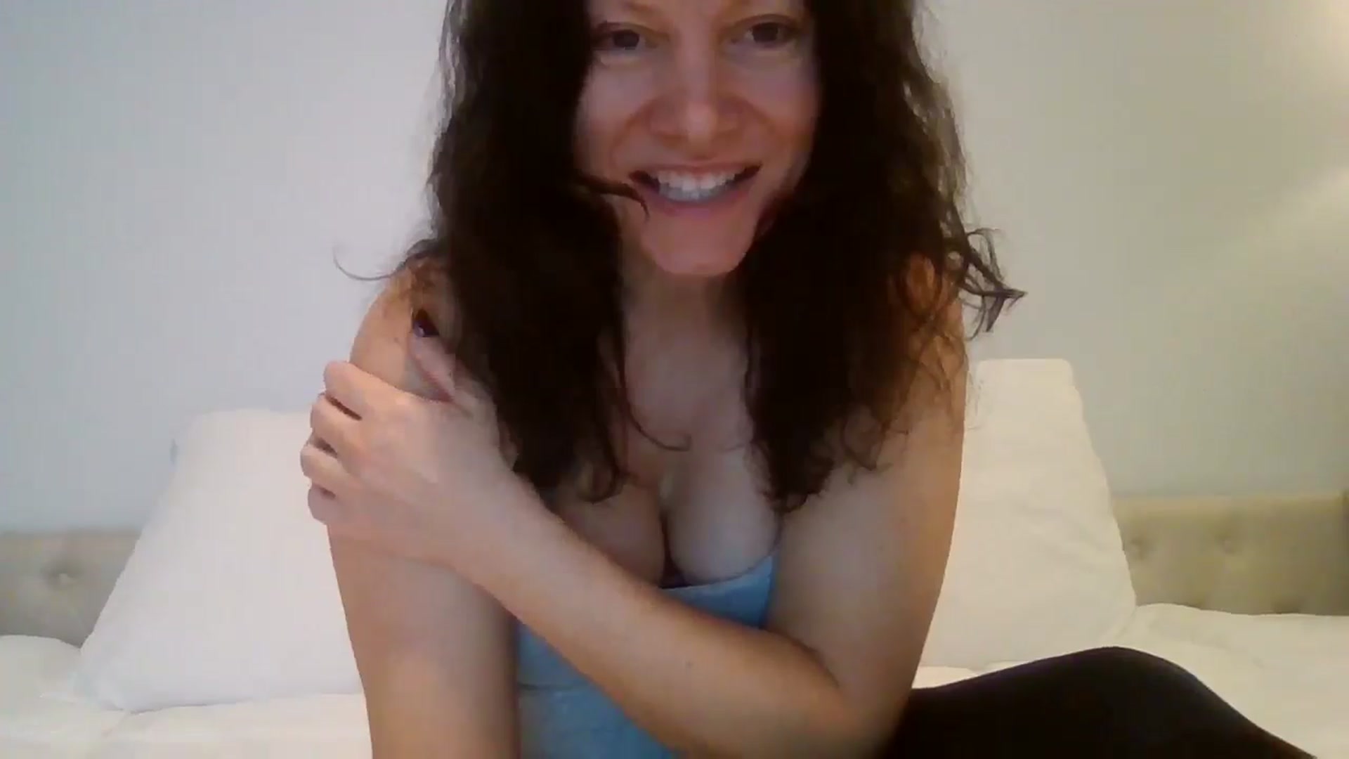 Gallery image thumbnail from LVDOLL's myfreecams stream on, 11/30/2025, 06:24 image 9 of 20