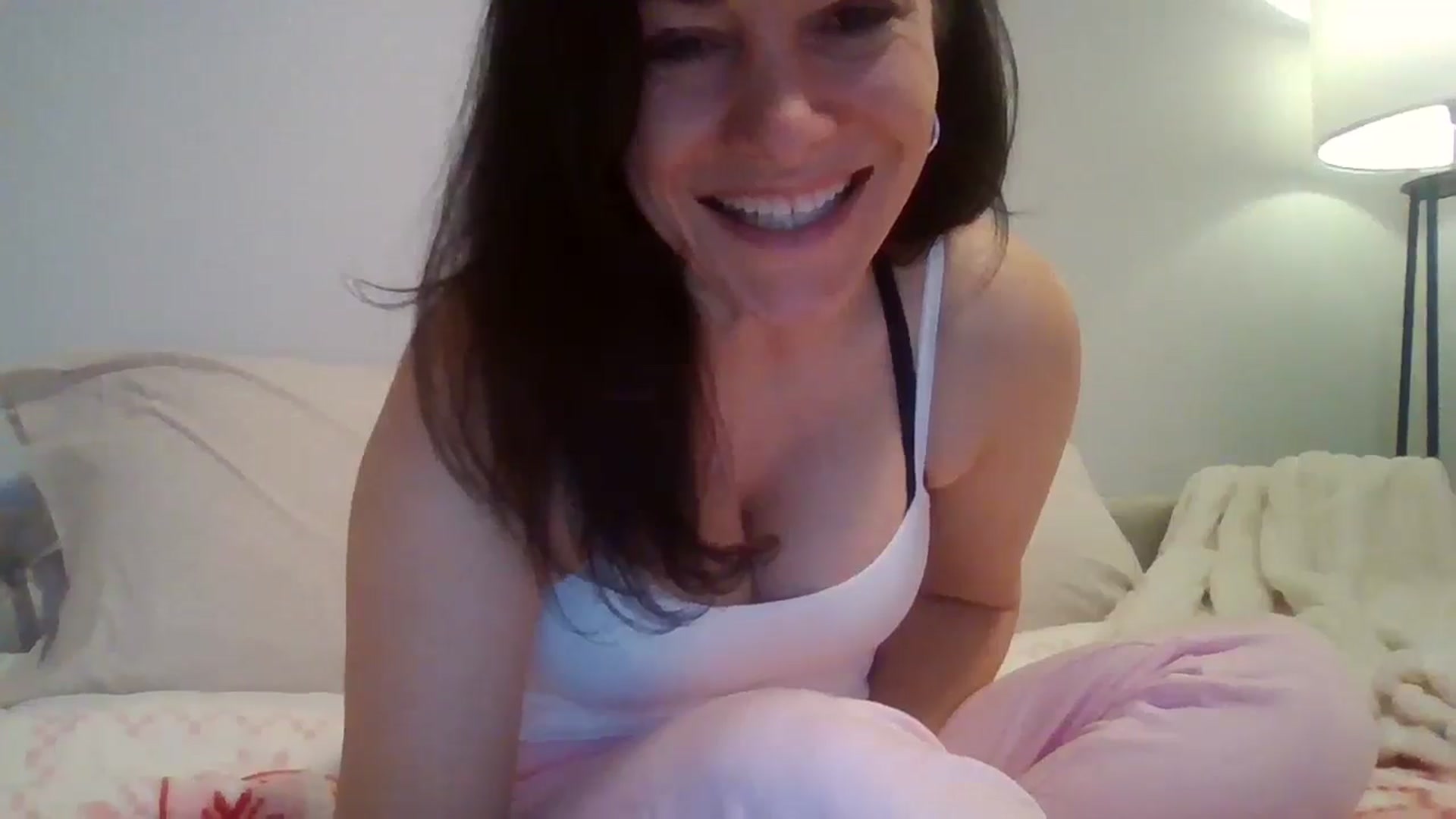 Gallery image thumbnail from LVDOLL's myfreecams stream on, 12/16/2025, 06:34 image 10 of 20