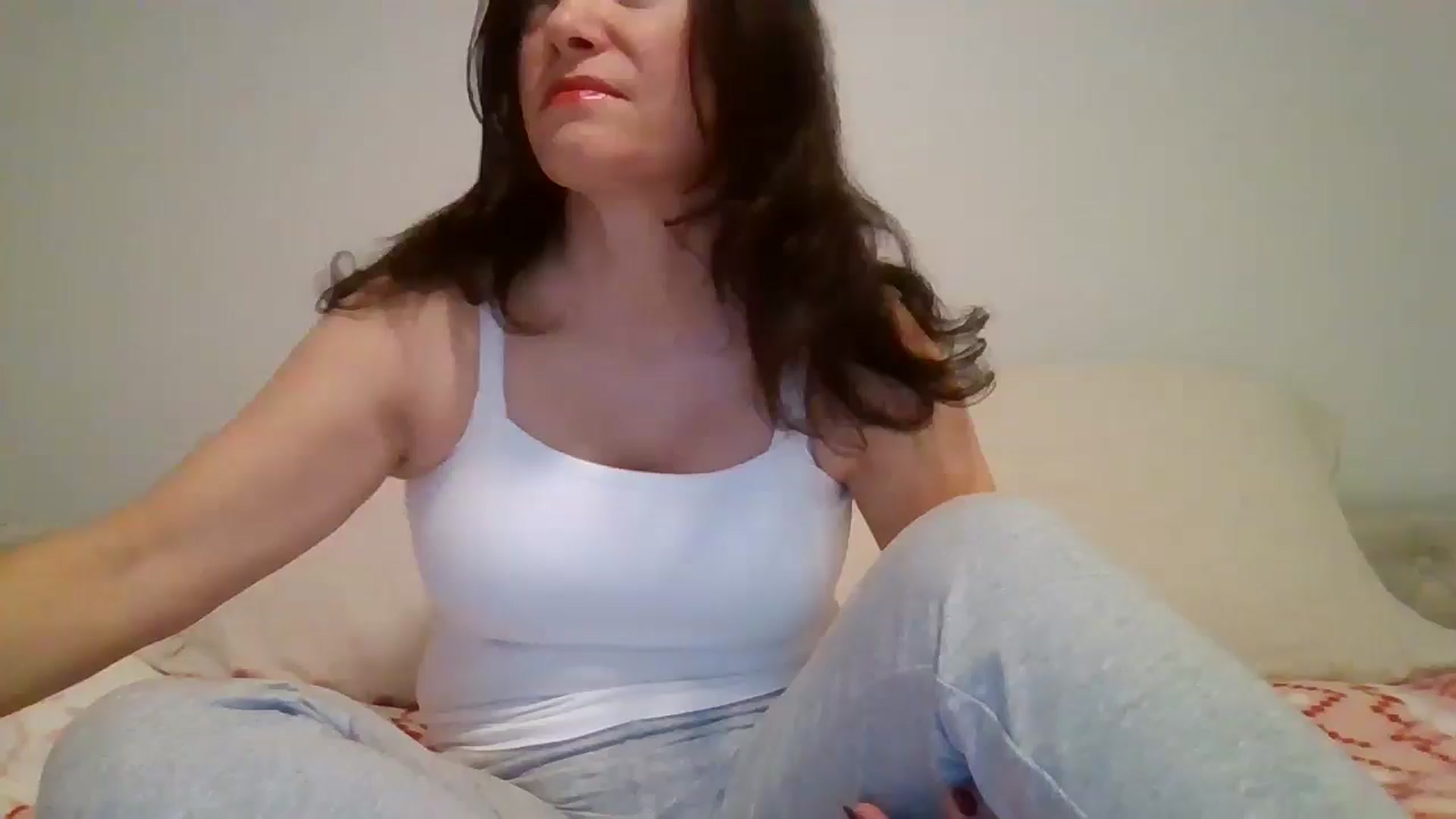 Gallery image thumbnail from LVDOLL's myfreecams stream on, 12/18/2025, 05:41 image 1 of 20