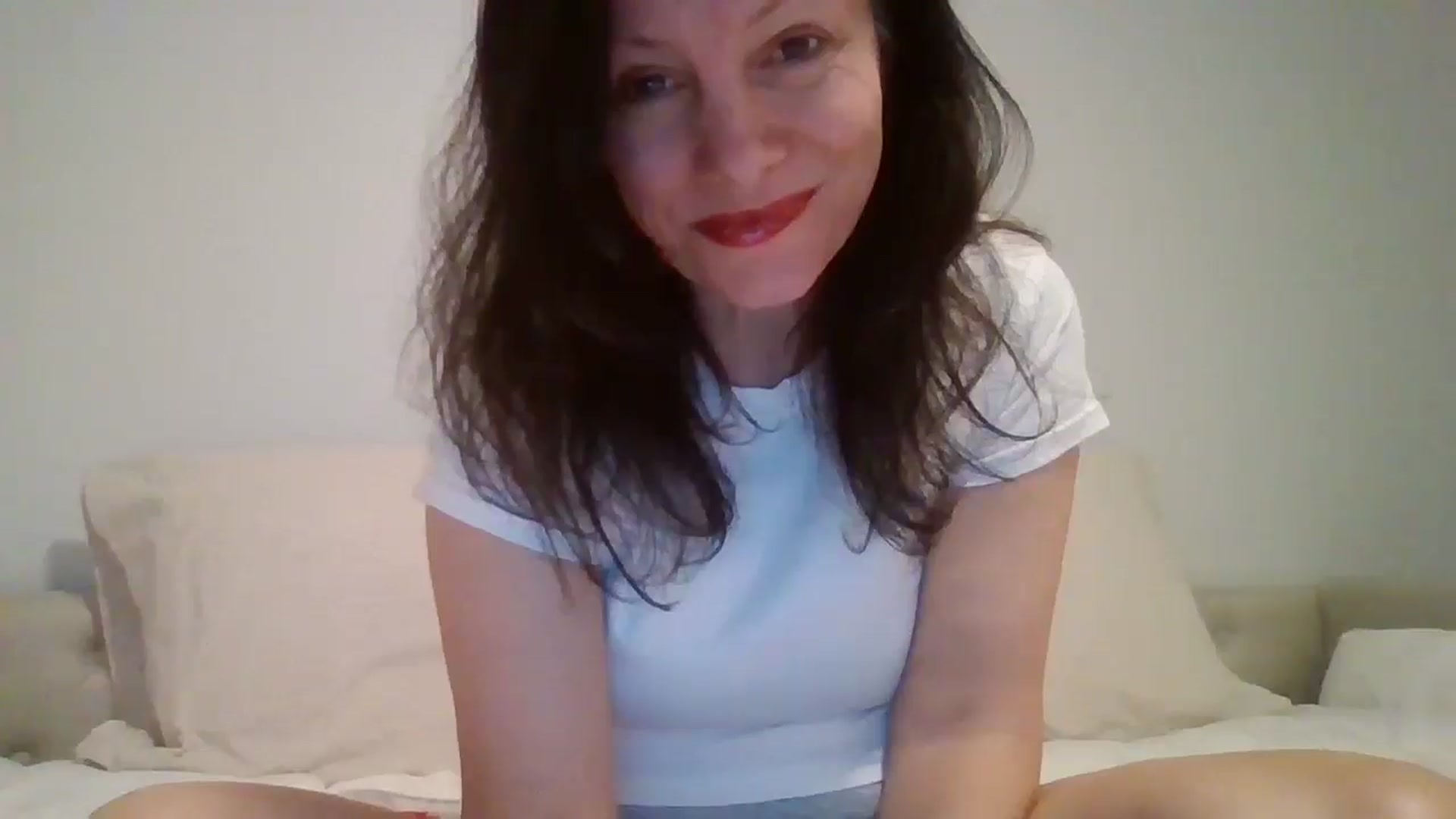 Gallery image thumbnail from LVDOLL's myfreecams stream on, 12/20/2025, 04:16 image 13 of 20