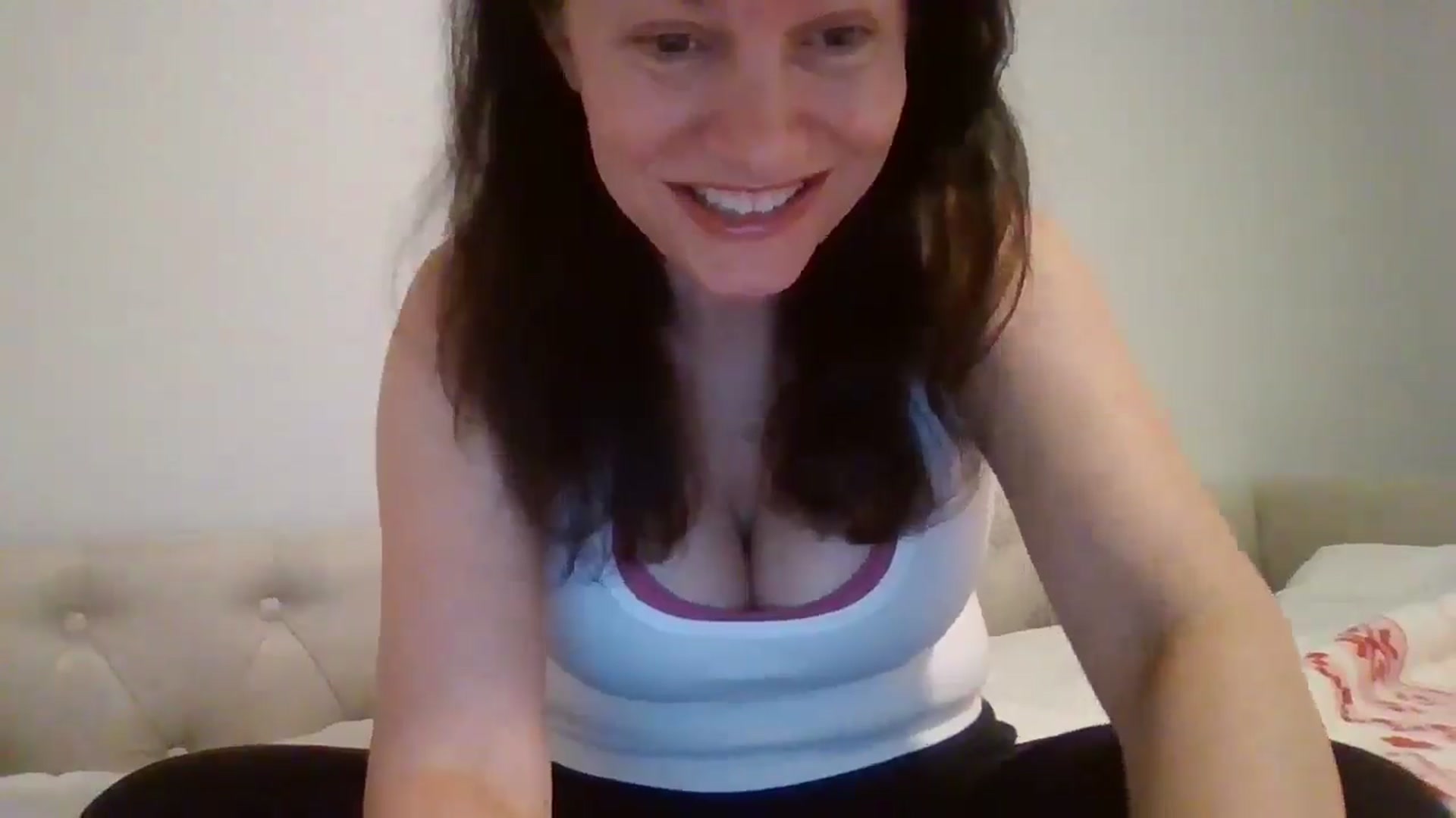 Gallery image thumbnail from LVDOLL's myfreecams stream on, 12/22/2025, 05:25 image 18 of 20