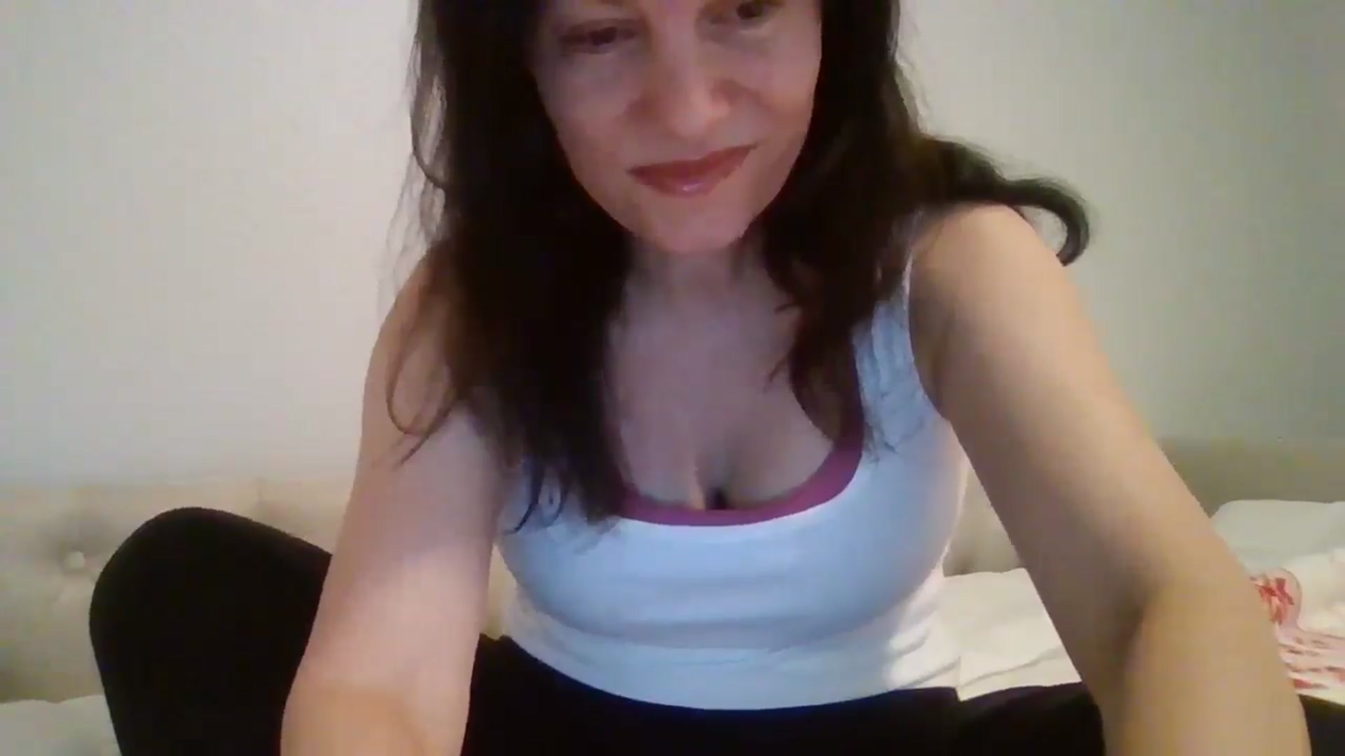 Gallery image thumbnail from LVDOLL's myfreecams stream on, 12/22/2025, 05:25 image 20 of 20
