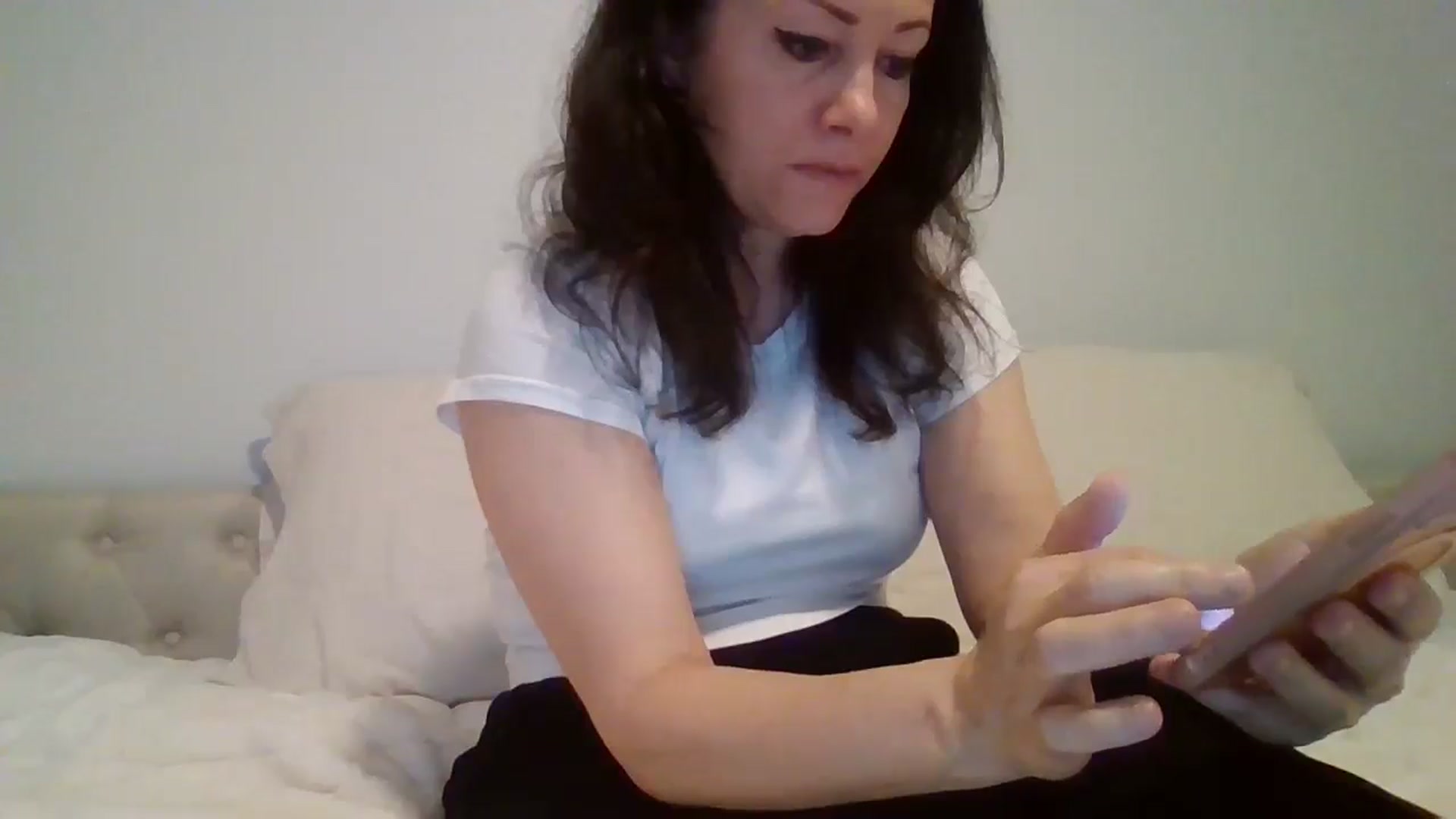Gallery image thumbnail from LVDOLL's myfreecams stream on, 12/30/2025, 07:28 image 4 of 20