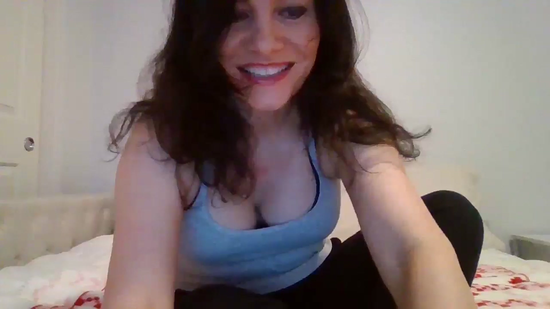 Gallery image thumbnail from LVDOLL's myfreecams stream on, 12/31/2025, 03:44 image 5 of 20