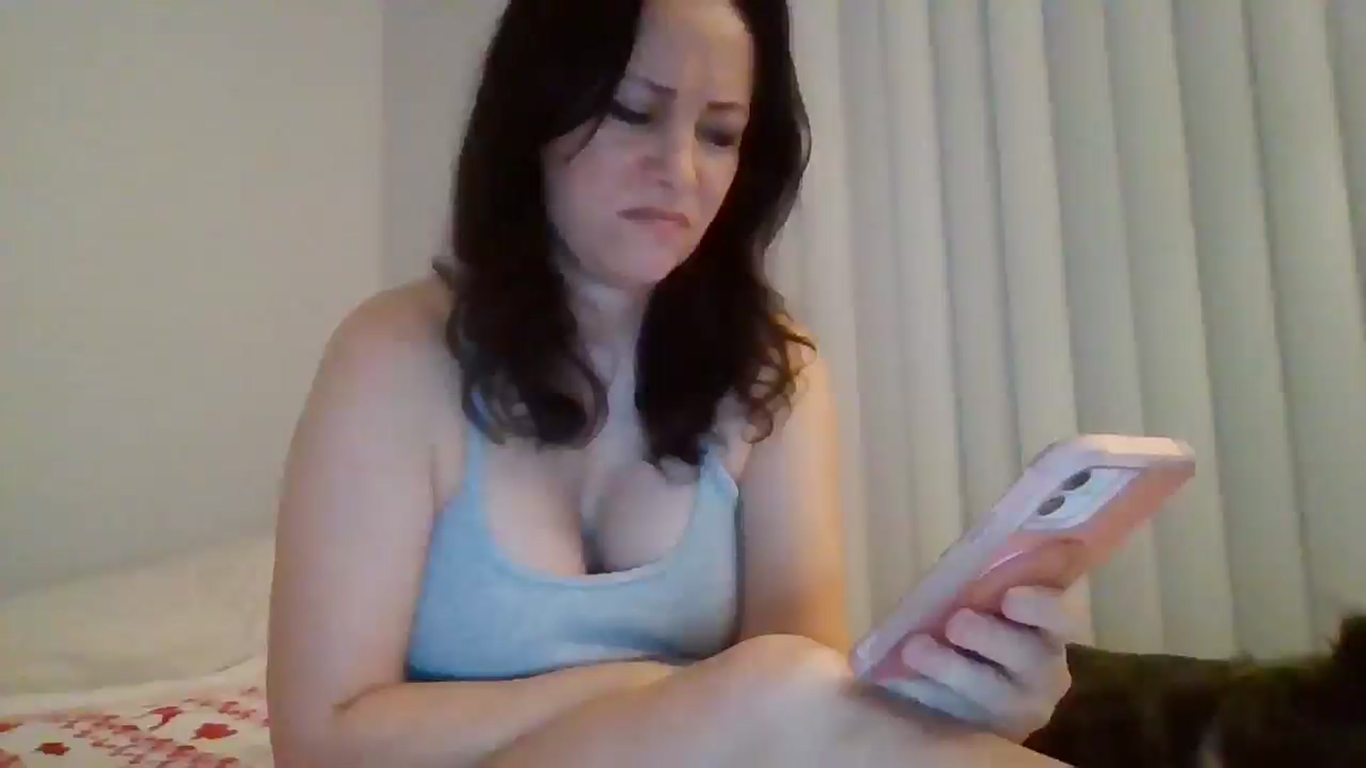 Gallery image thumbnail from LVDOLL's myfreecams stream on, 01/03/2026, 06:53 image 16 of 20