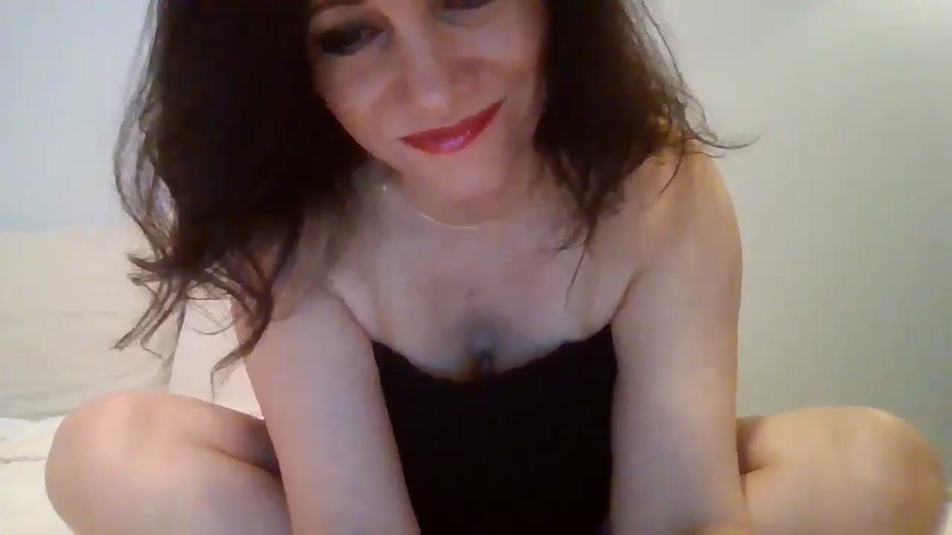 Gallery image thumbnail from LVDOLL's myfreecams stream on, 01/05/2026, 05:45 image 18 of 20