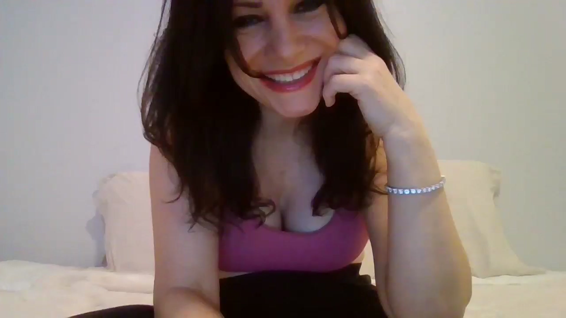 Gallery image thumbnail from LVDOLL's myfreecams stream on, 01/06/2026, 06:09 image 17 of 20