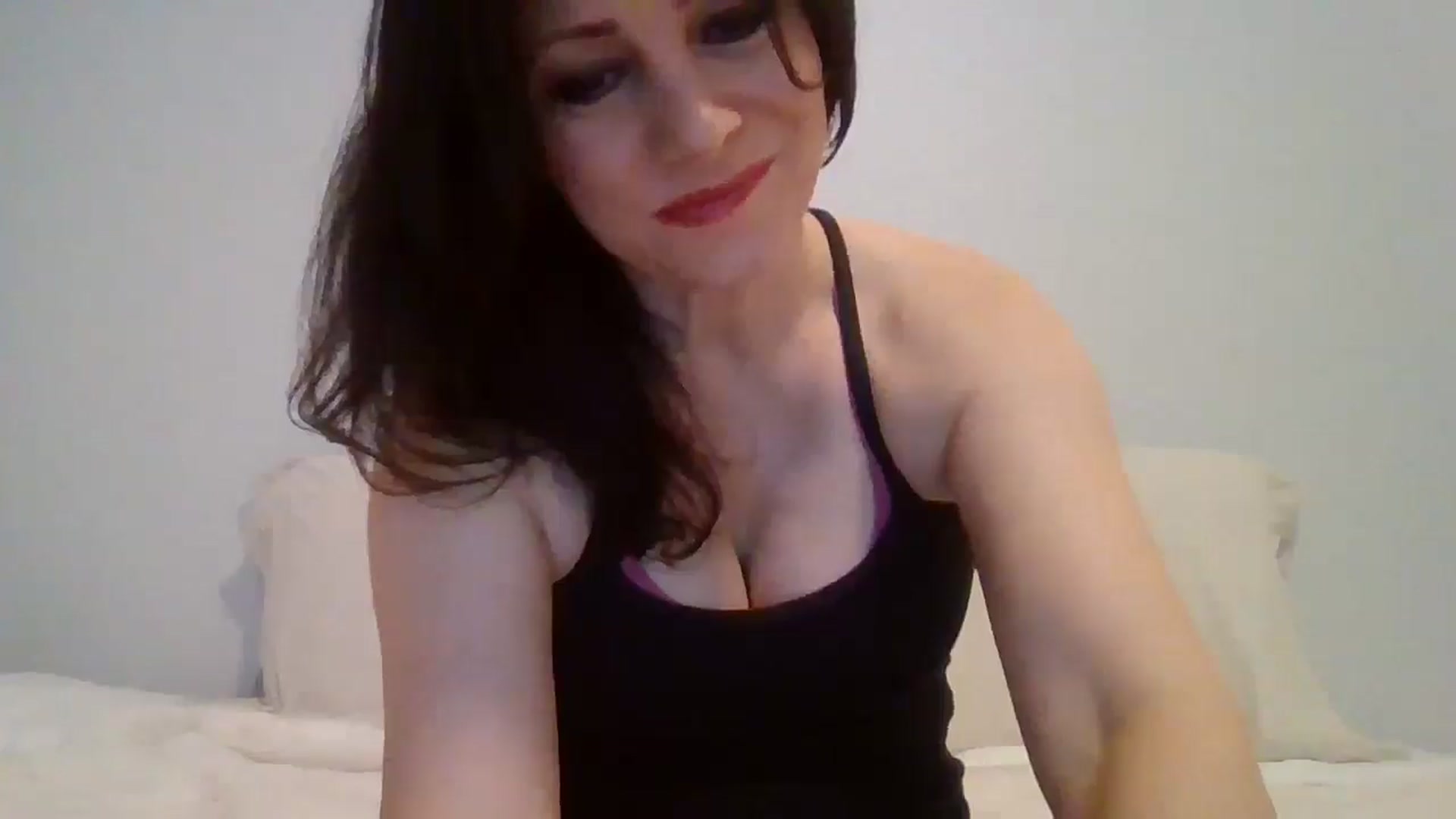 Gallery image thumbnail from LVDOLL's myfreecams stream on, 01/06/2026, 06:09 image 8 of 20