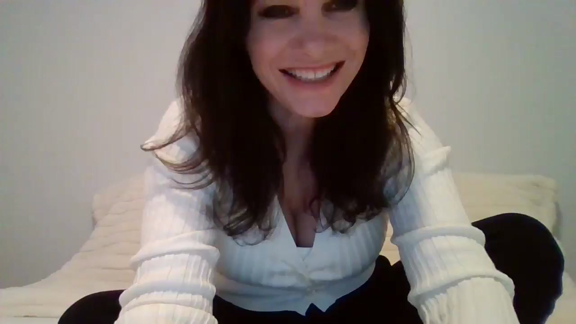 Gallery image thumbnail from LVDOLL's myfreecams stream on, 01/30/2026, 04:17 image 5 of 20