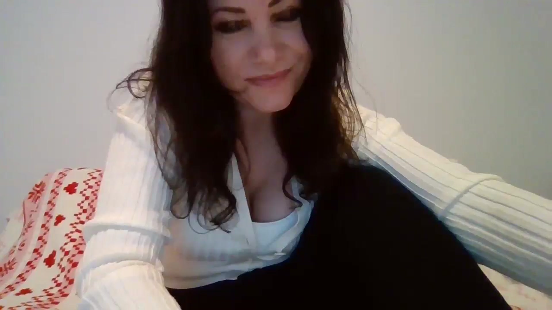 Gallery image thumbnail from LVDOLL's myfreecams stream on, 01/30/2026, 05:04 image 4 of 20