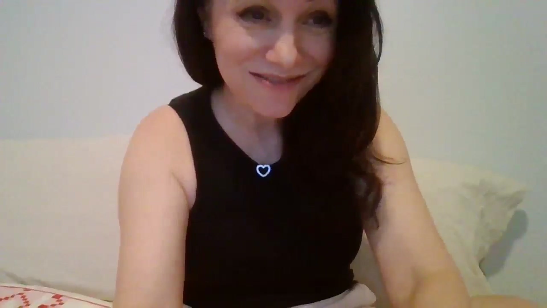 Gallery image thumbnail from LVDOLL's myfreecams stream on, 02/18/2026, 06:01 image 14 of 20