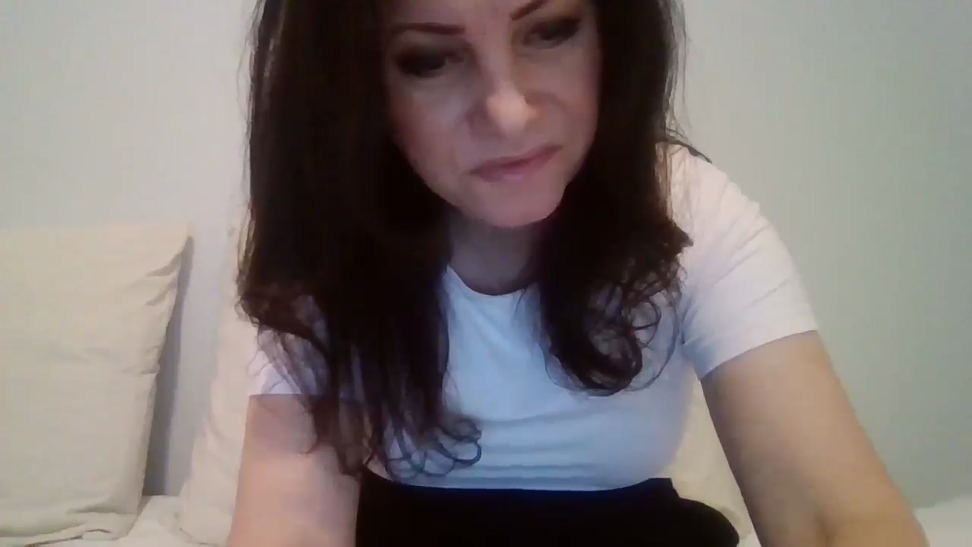 Gallery image thumbnail from LVDOLL's myfreecams stream on, 02/20/2026, 04:27 image 18 of 20