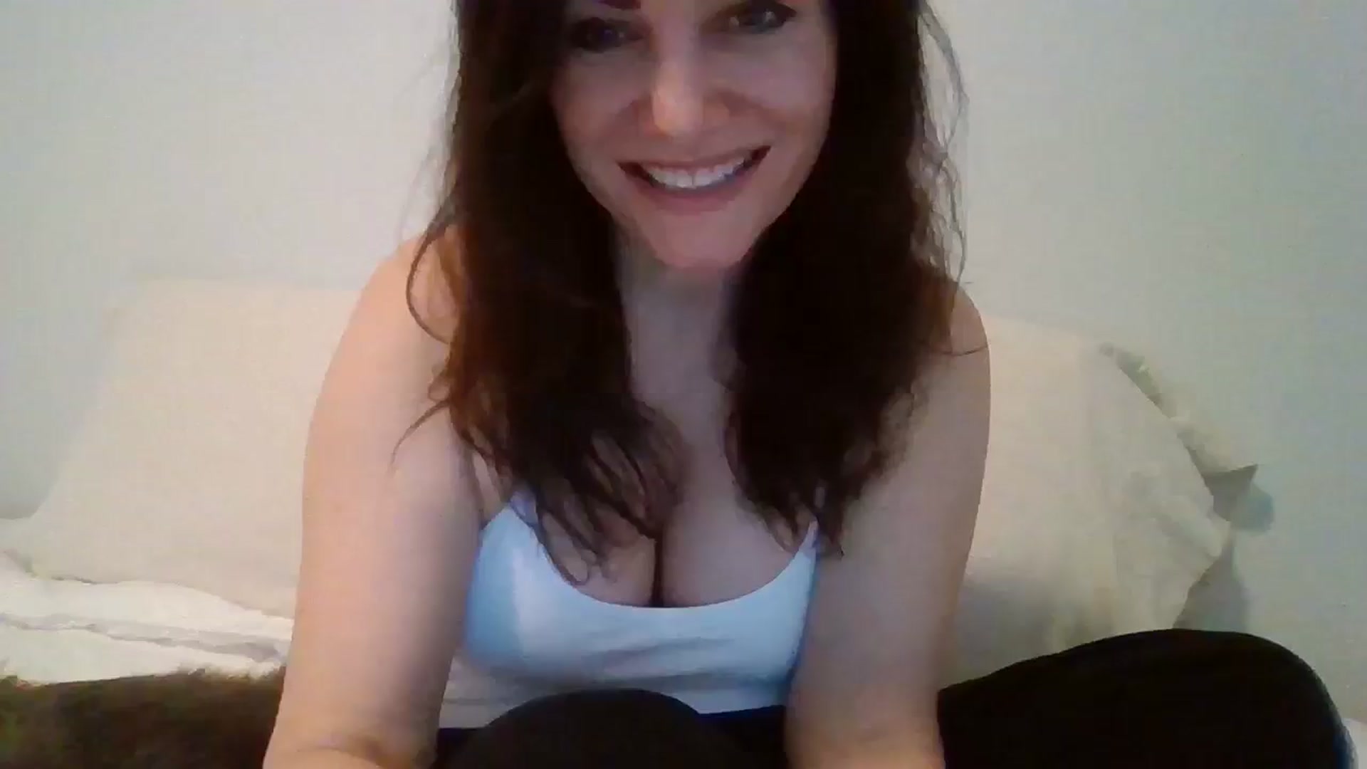 Gallery image thumbnail from LVDOLL's myfreecams stream on, 02/27/2026, 01:23 image 16 of 20