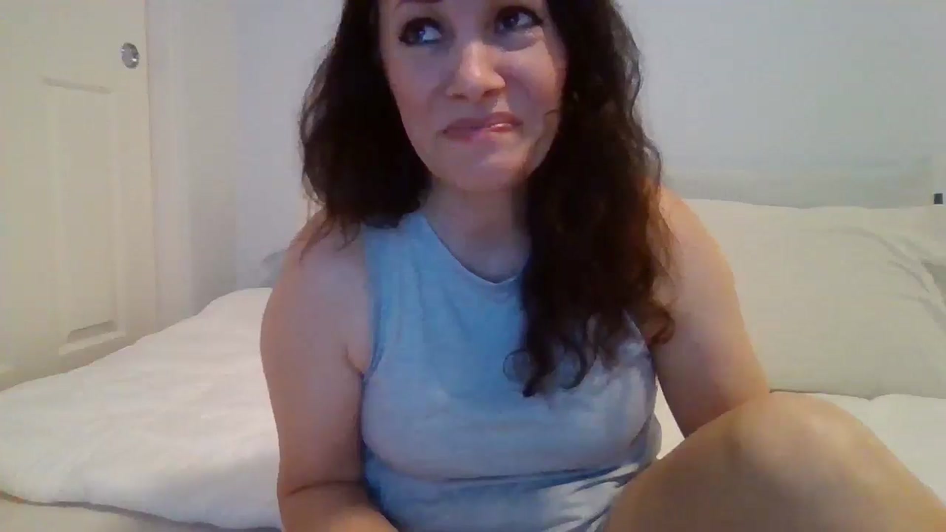 Gallery image thumbnail from LVDOLL's myfreecams stream on, 03/13/2026, 04:43 image 9 of 20
