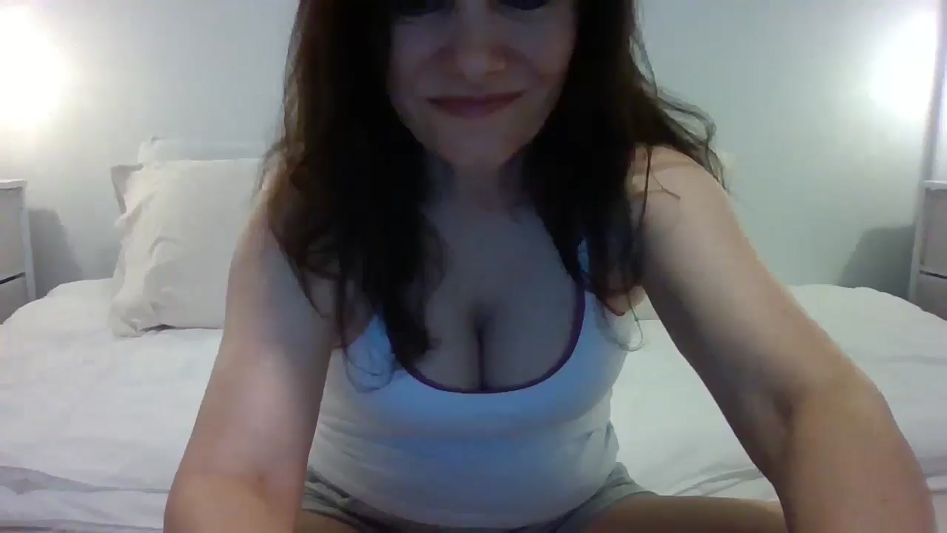 Gallery image thumbnail from LVDOLL's myfreecams stream on, 03/15/2026, 04:51 image 9 of 20