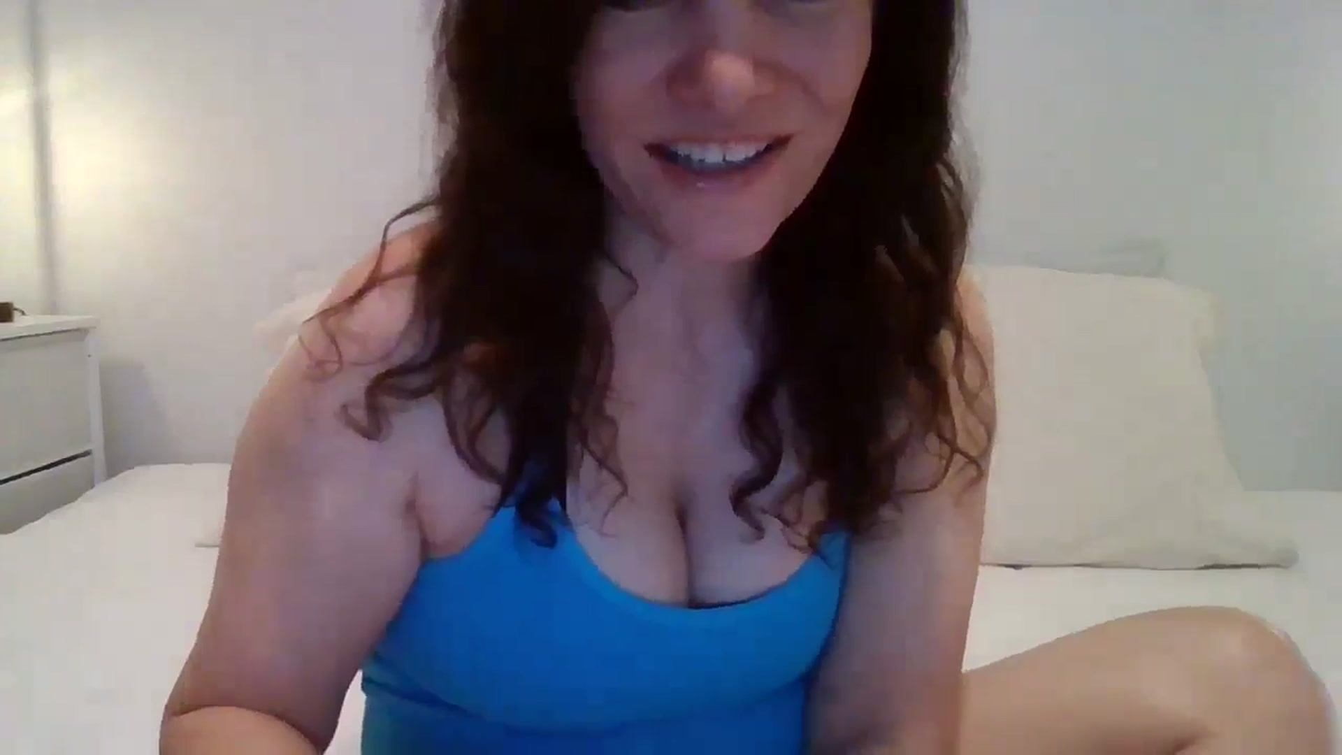Gallery image thumbnail from LVDOLL's myfreecams stream on, 03/16/2026, 02:54 image 13 of 20