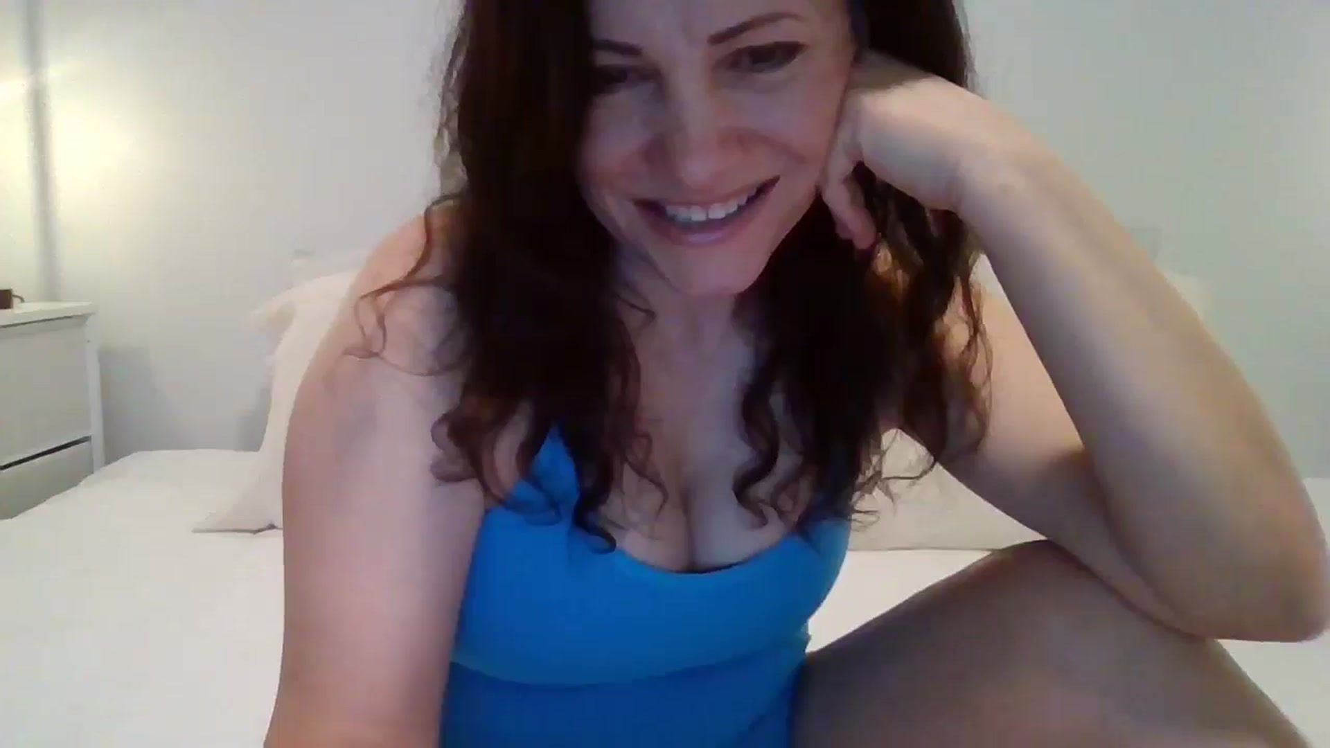 Gallery image thumbnail from LVDOLL's myfreecams stream on, 03/16/2026, 02:54 image 16 of 20