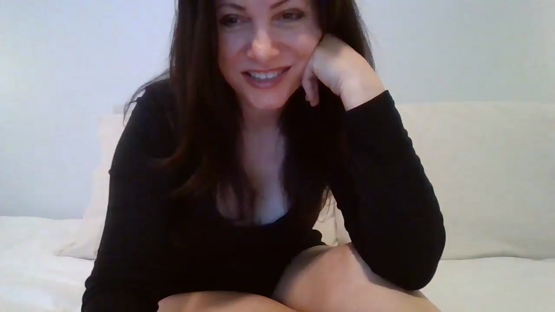Gallery image thumbnail from LVDOLL's myfreecams stream on, 03/17/2026, 04:41 image 10 of 20