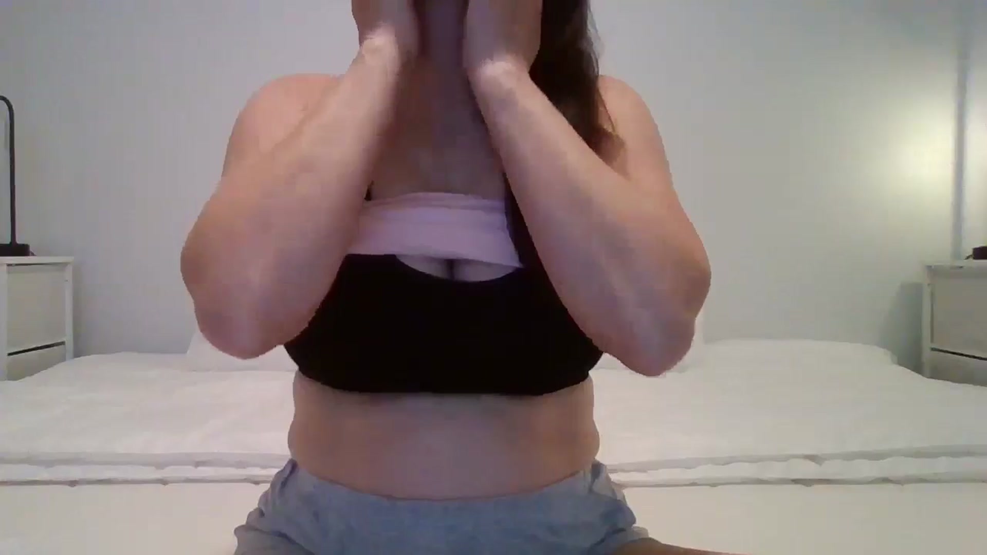Gallery image thumbnail from LVDOLL's myfreecams stream on, 03/19/2026, 02:17 image 15 of 20