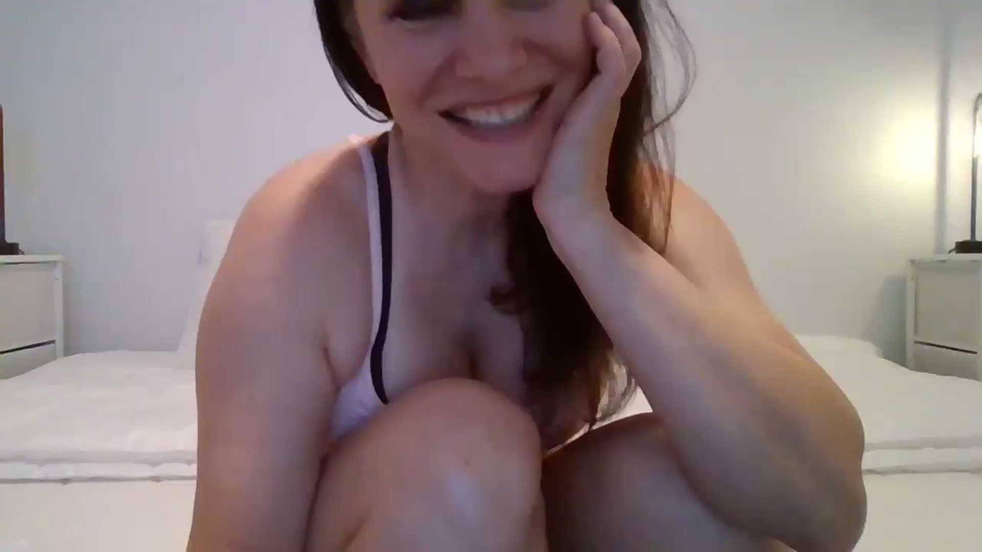 Gallery image thumbnail from LVDOLL's myfreecams stream on, 03/19/2026, 03:32 image 1 of 20