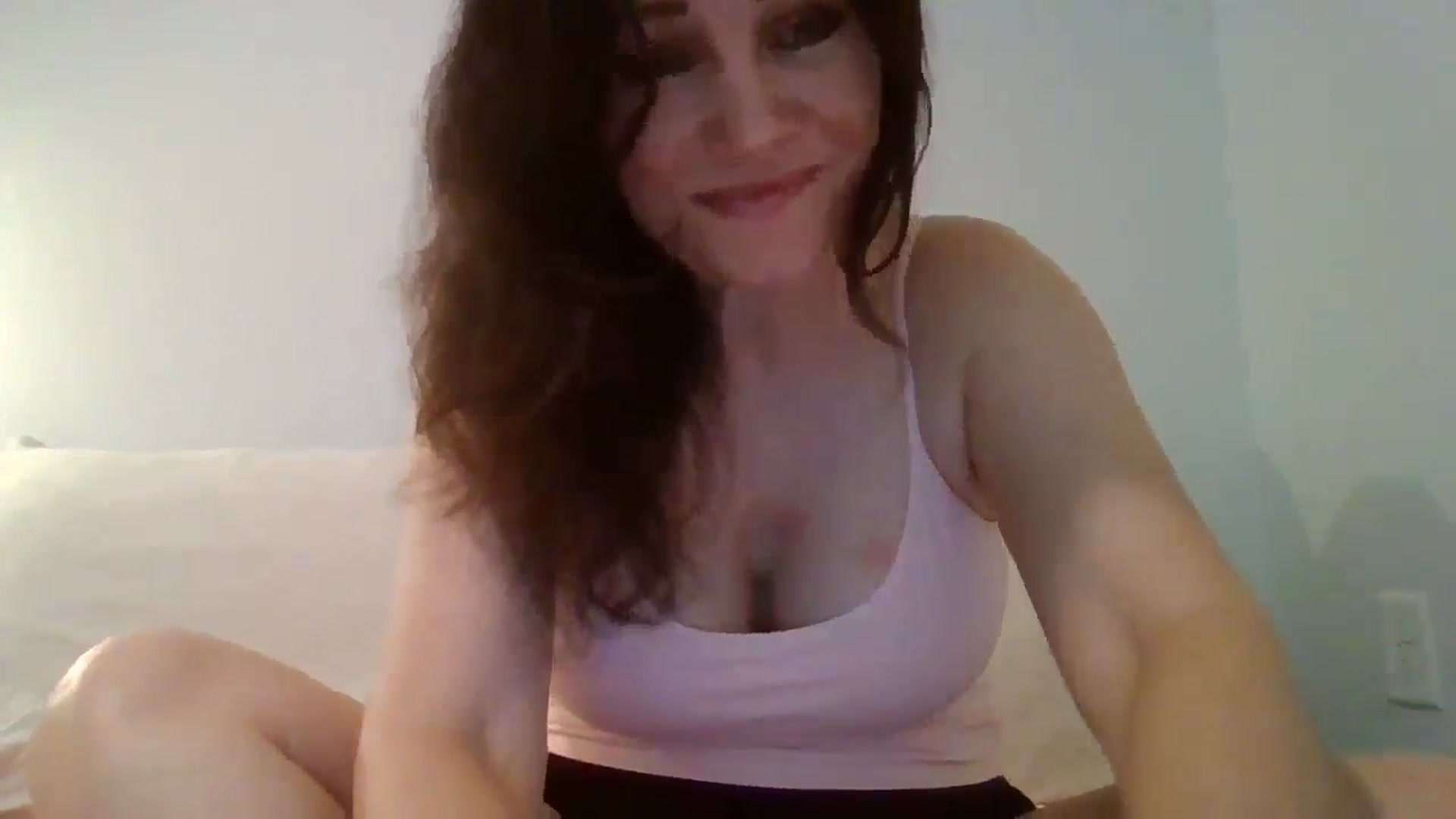 Gallery image thumbnail from LVDOLL's myfreecams stream on, 03/21/2026, 03:27 image 15 of 20