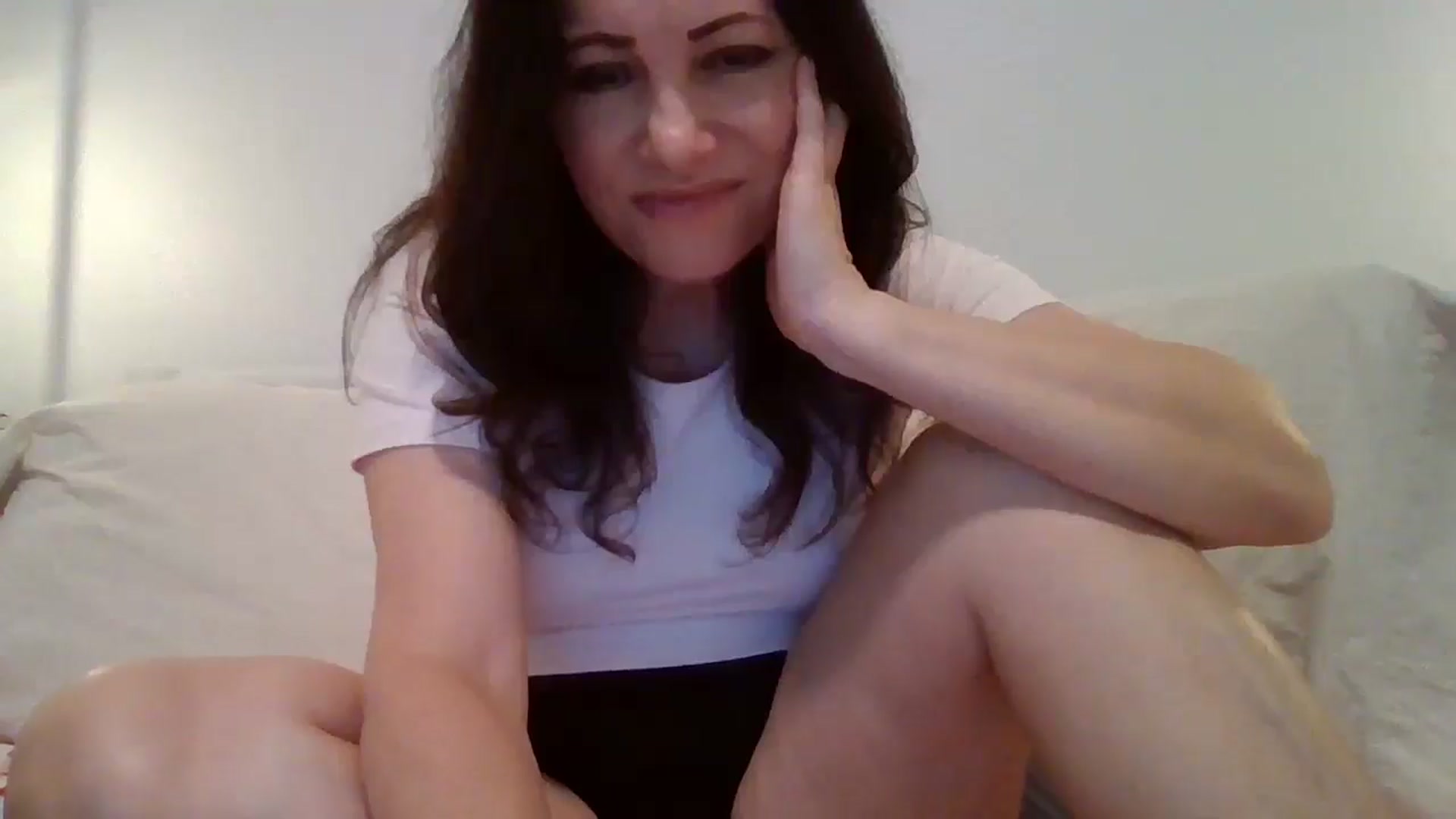 Gallery image thumbnail from LVDOLL's myfreecams stream on, 03/25/2026, 04:48 image 20 of 20