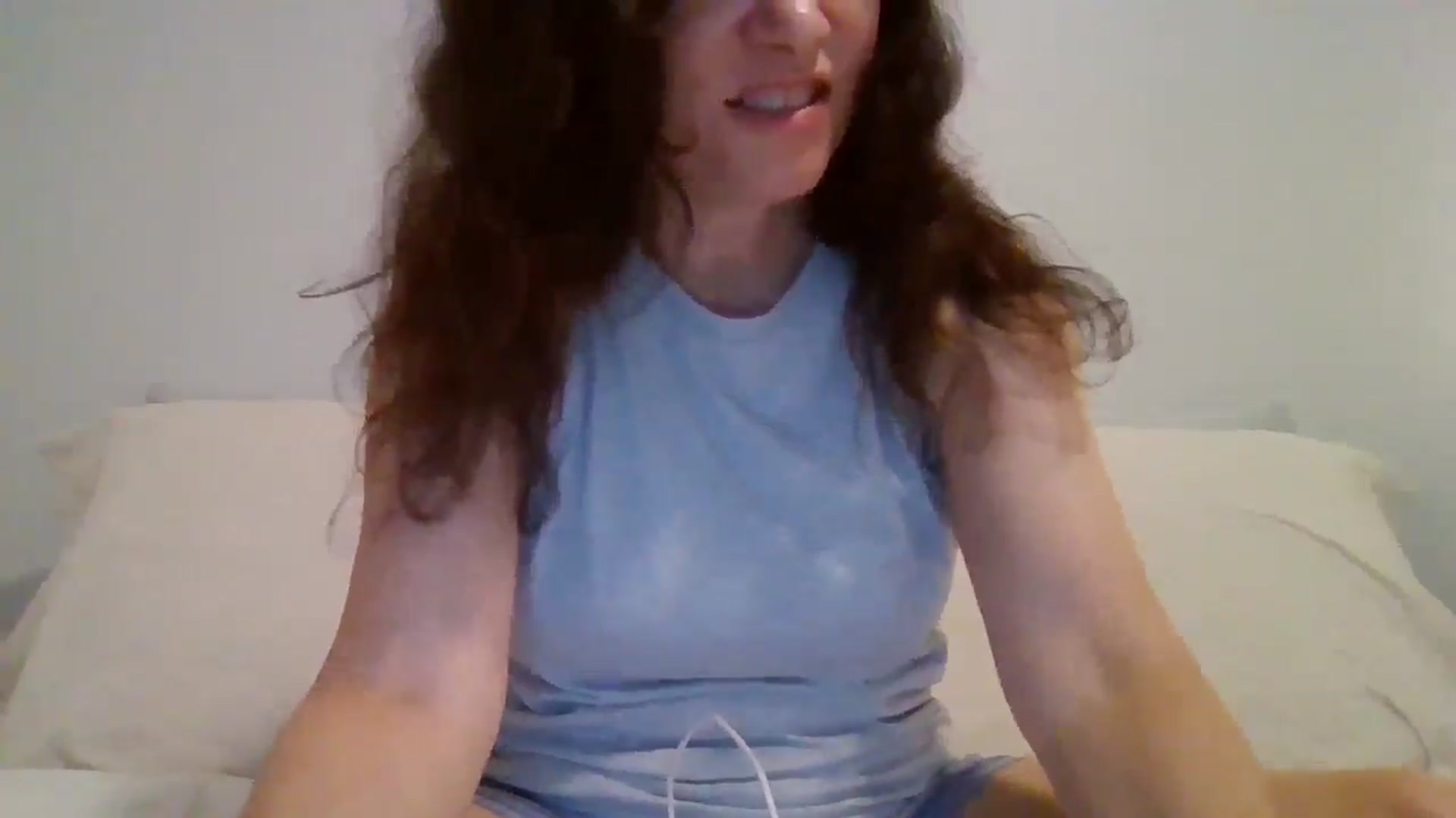 Gallery image thumbnail from LVDOLL's myfreecams stream on, 03/26/2026, 03:47 image 16 of 20