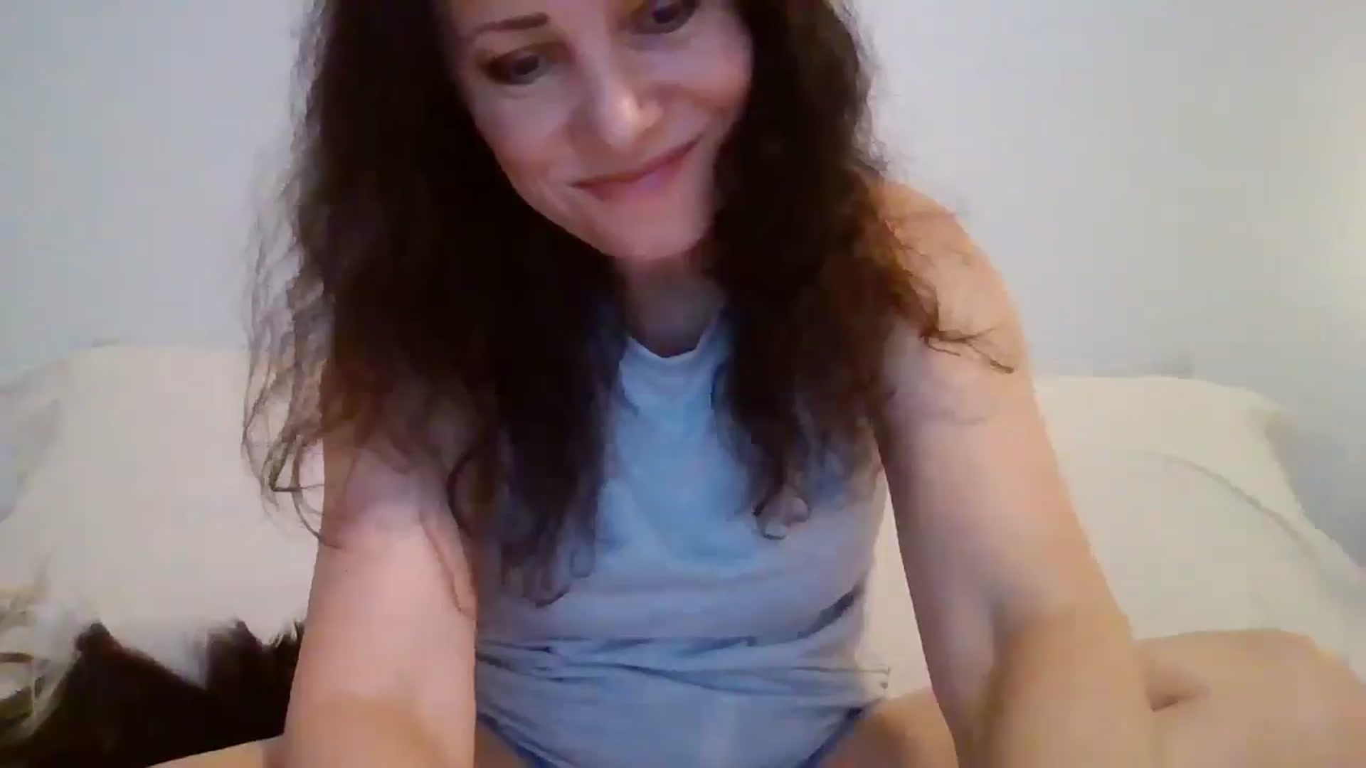 Gallery image thumbnail from LVDOLL's myfreecams stream on, 03/26/2026, 03:47 image 9 of 20