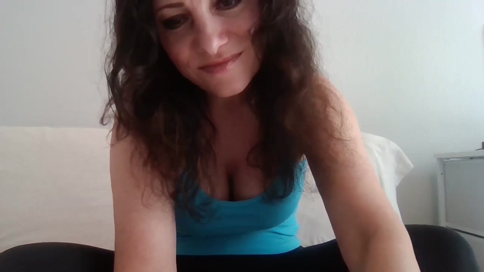 Gallery image thumbnail from LVDOLL's myfreecams stream on, 03/27/2026, 20:54 image 14 of 20