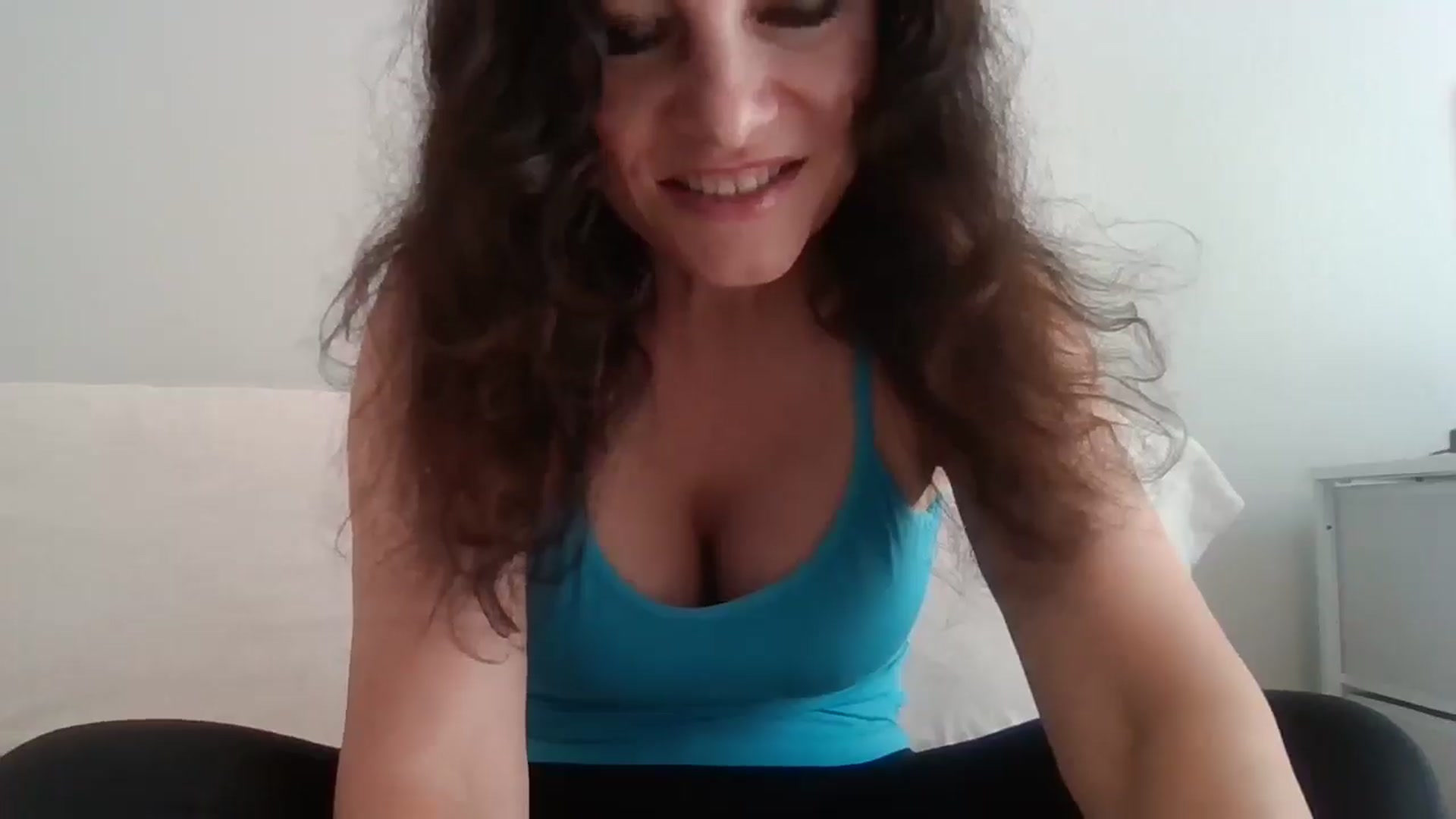 Gallery image thumbnail from LVDOLL's myfreecams stream on, 03/27/2026, 20:54 image 15 of 20