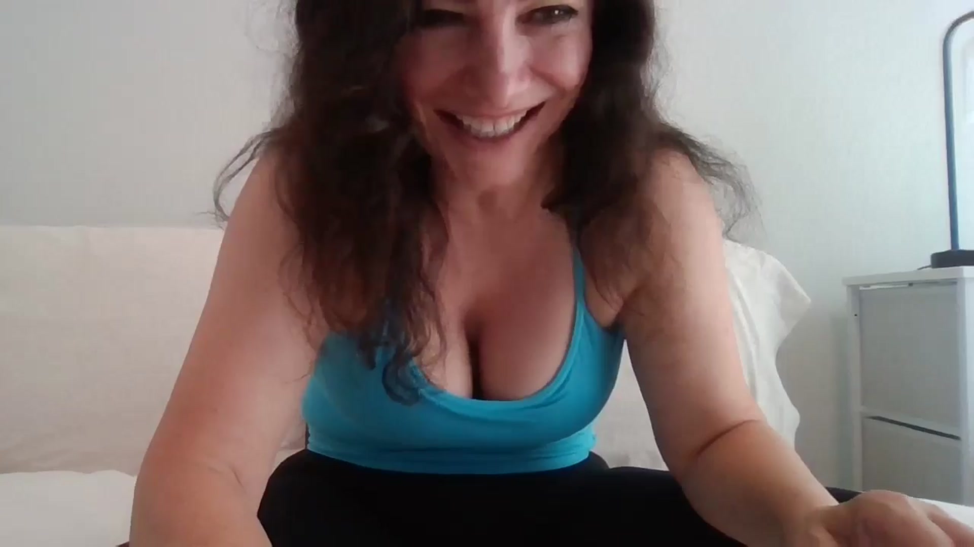 Gallery image thumbnail from LVDOLL's myfreecams stream on, 03/27/2026, 22:11 image 15 of 20