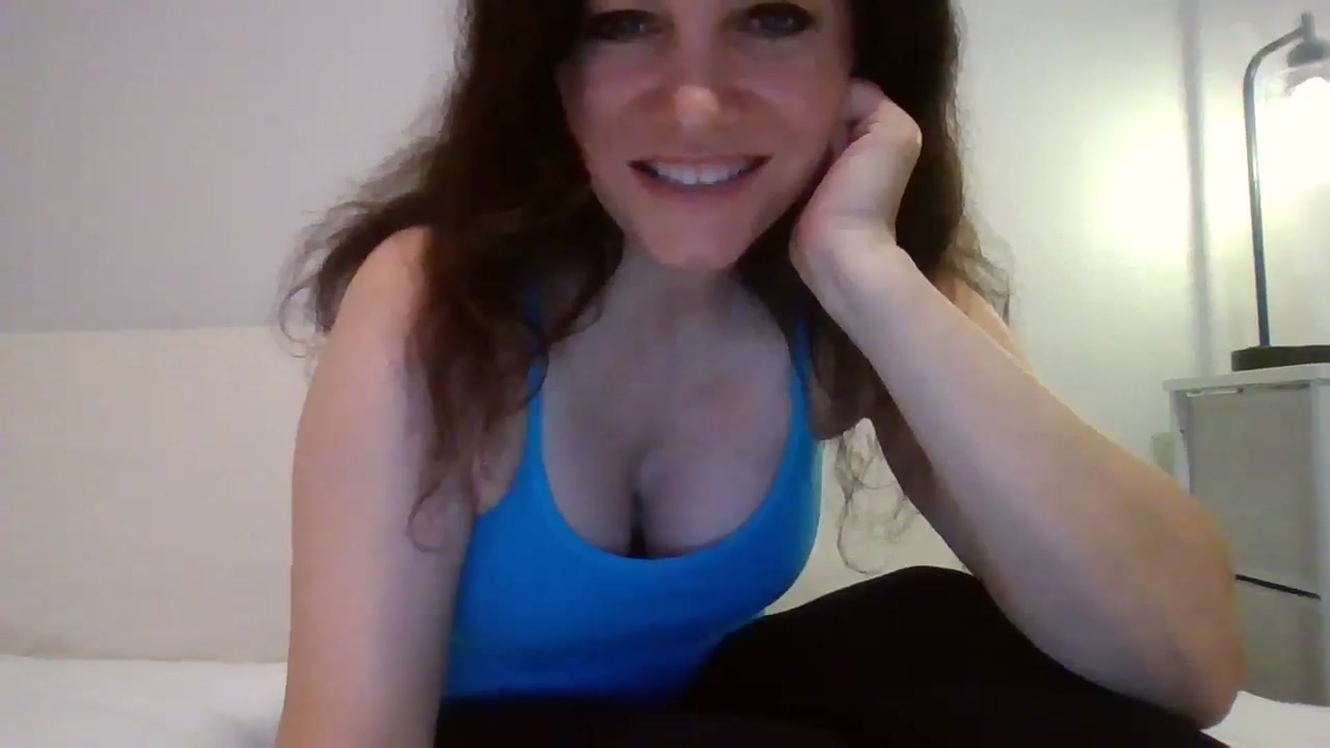 Gallery image thumbnail from LVDOLL's myfreecams stream on, 03/28/2026, 03:01 image 20 of 20