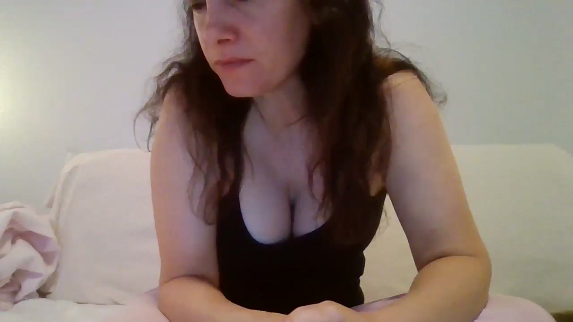 Gallery image thumbnail from LVDOLL's myfreecams stream on, 03/31/2026, 05:49 image 4 of 20