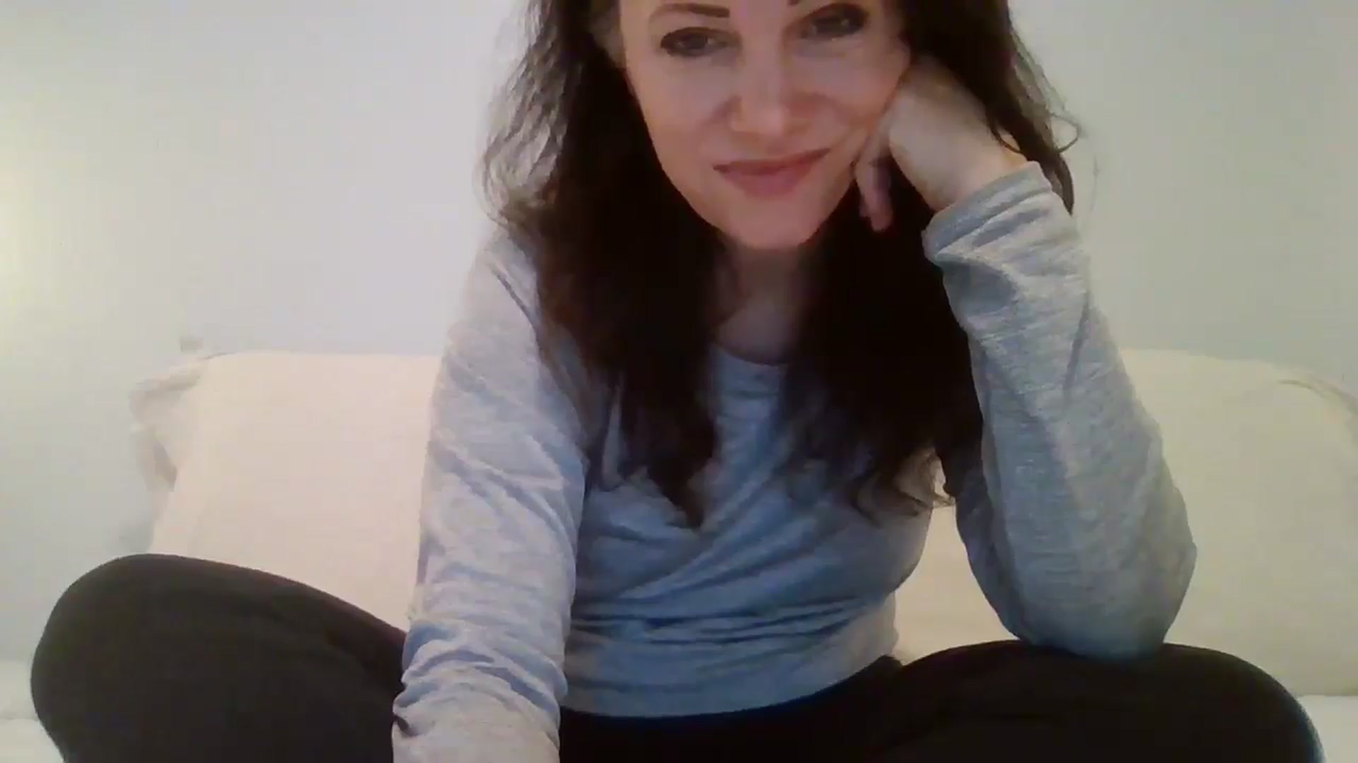 Gallery image thumbnail from LVDOLL's myfreecams stream on, 04/01/2026, 03:36 image 8 of 20