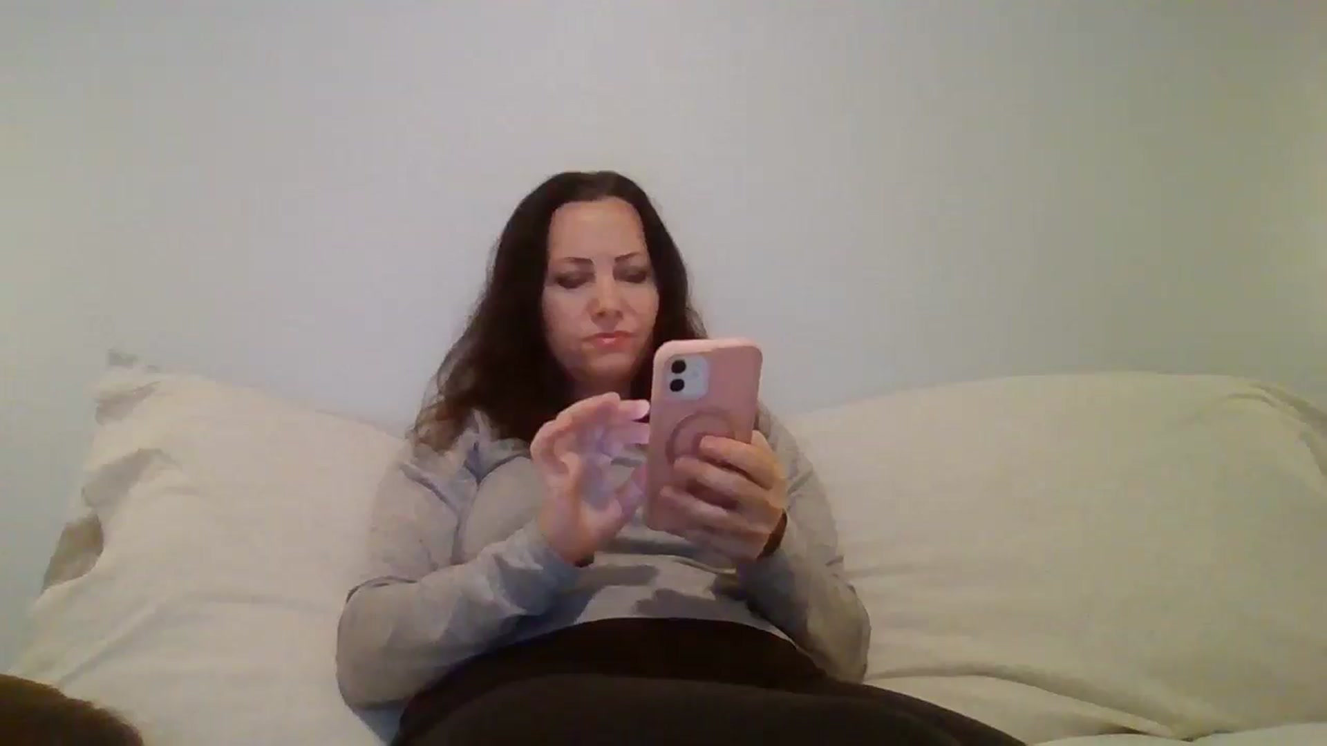 Gallery image thumbnail from LVDOLL's myfreecams stream on, 04/01/2026, 04:19 image 8 of 20