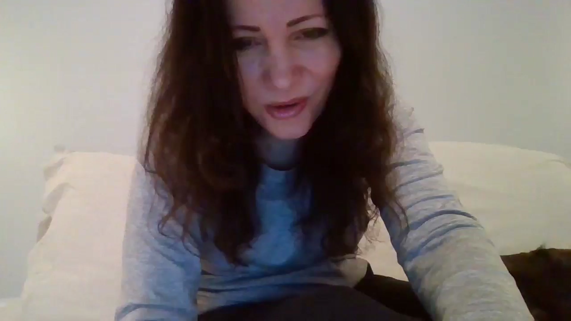 Gallery image thumbnail from LVDOLL's myfreecams stream on, 04/01/2026, 04:19 image 17 of 20