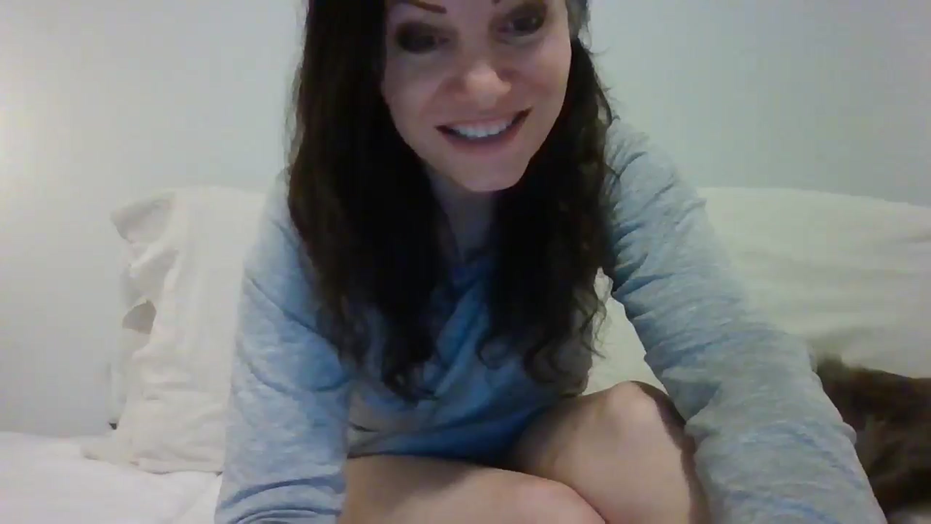 Gallery image thumbnail from LVDOLL's myfreecams stream on, 04/01/2026, 07:04 image 13 of 20