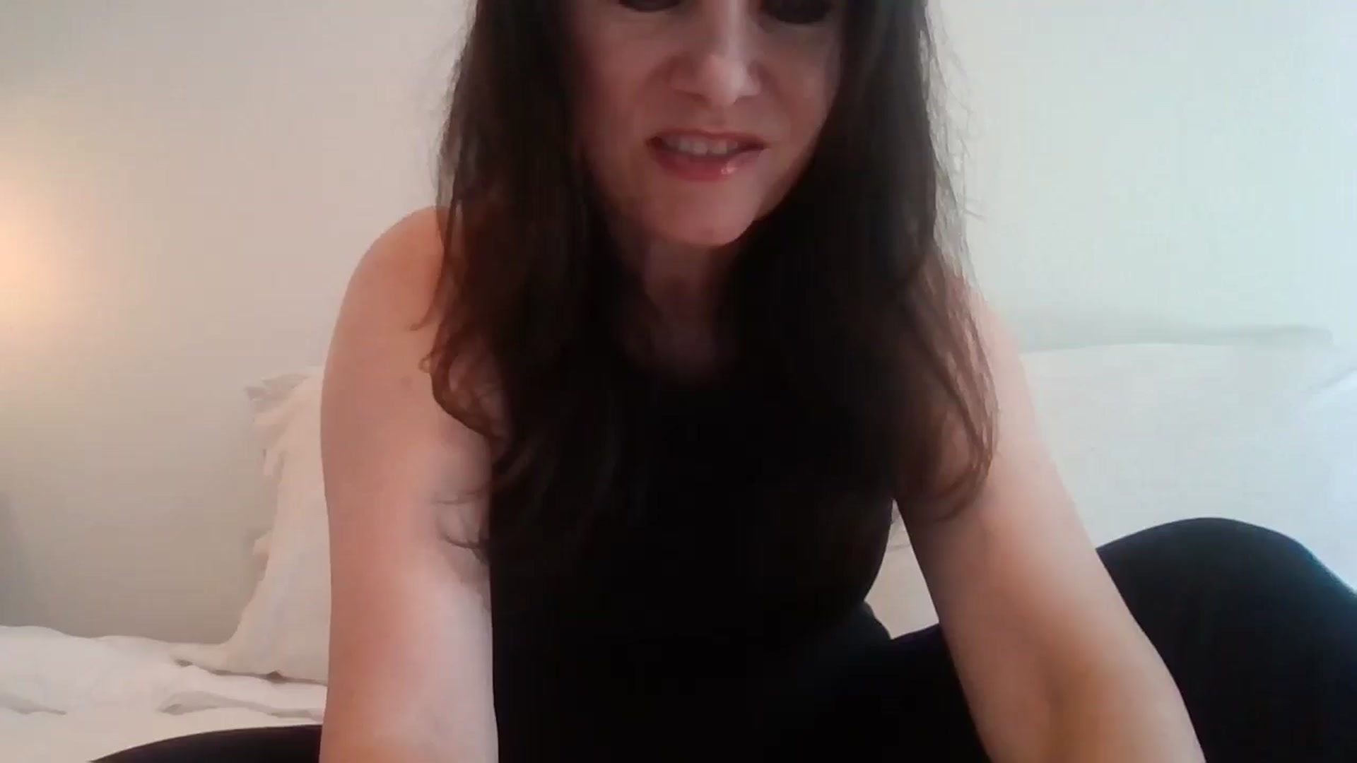 Gallery image thumbnail from LVDOLL's myfreecams stream on, 04/04/2026, 24:11 image 17 of 20